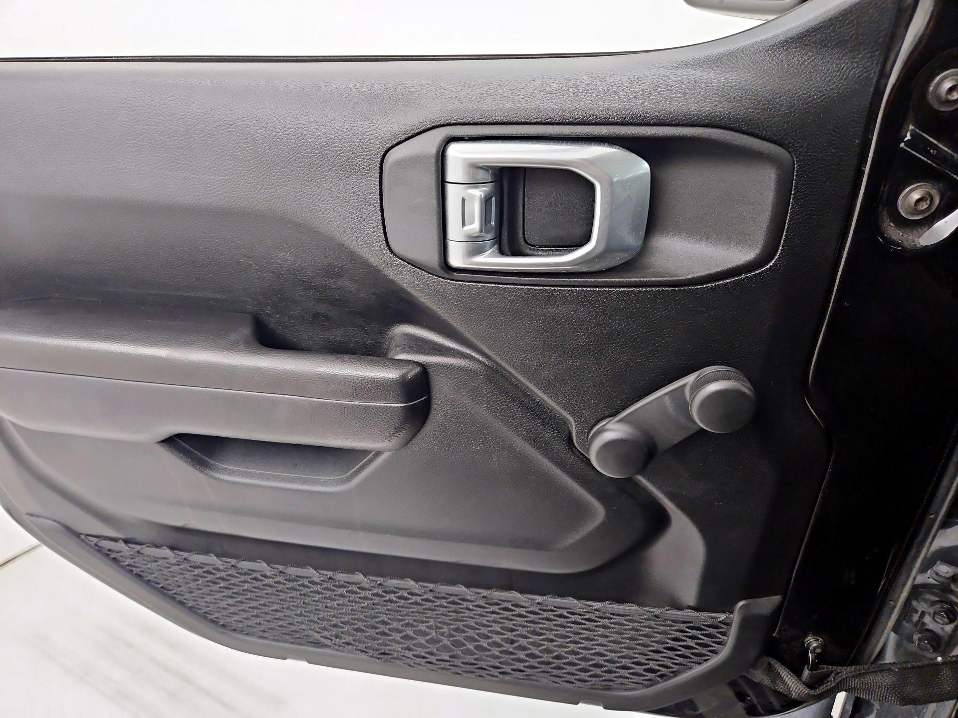 Thumbnail: 2021 Jeep Wrangler - 12