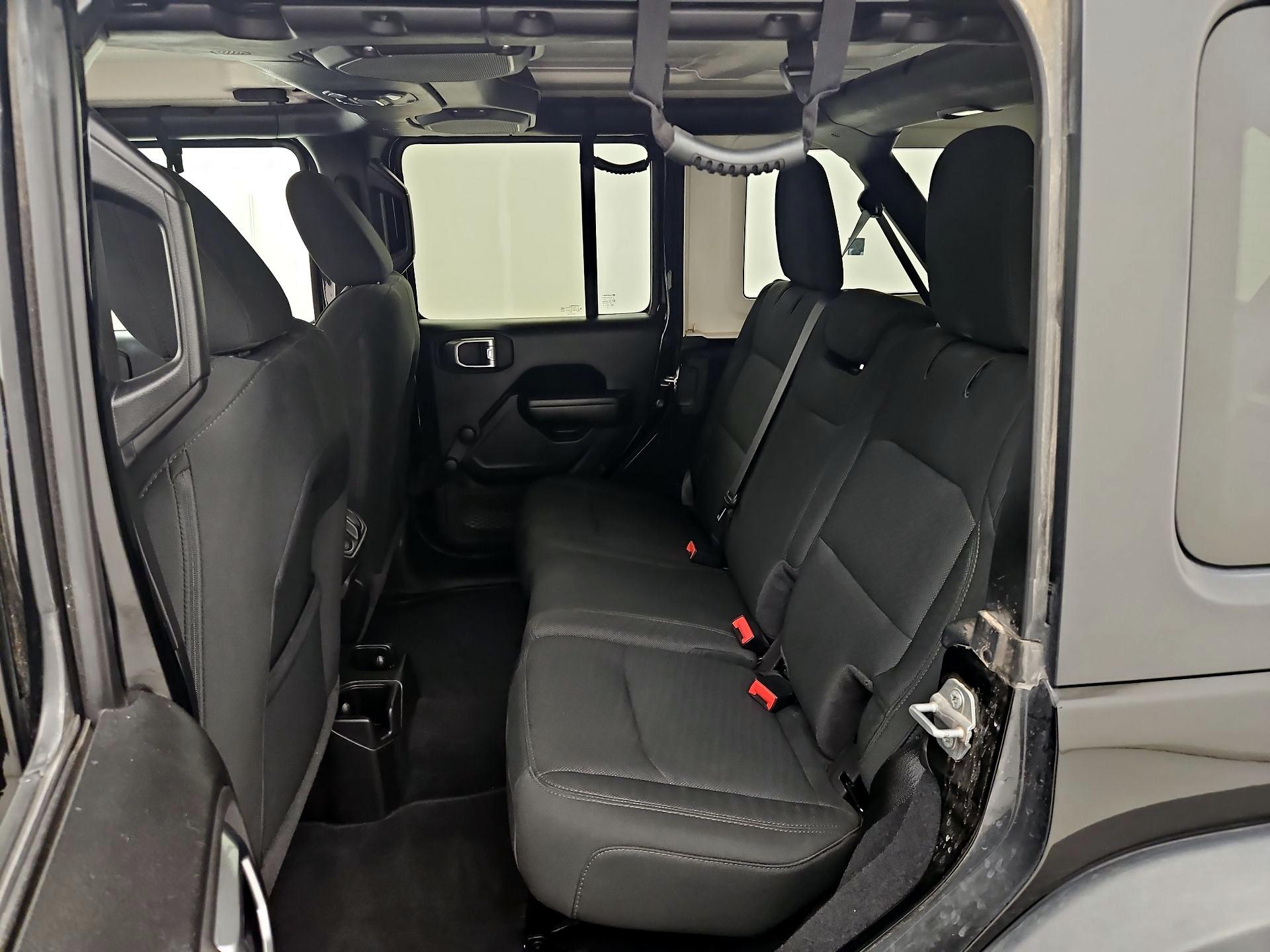 Thumbnail: 2021 Jeep Wrangler - 19