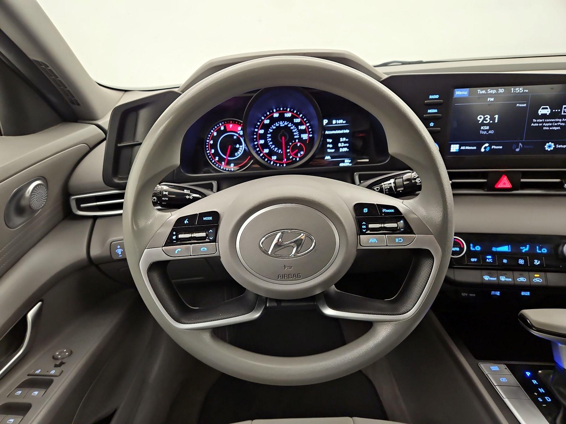 Thumbnail: 2023 Hyundai Elantra - 10