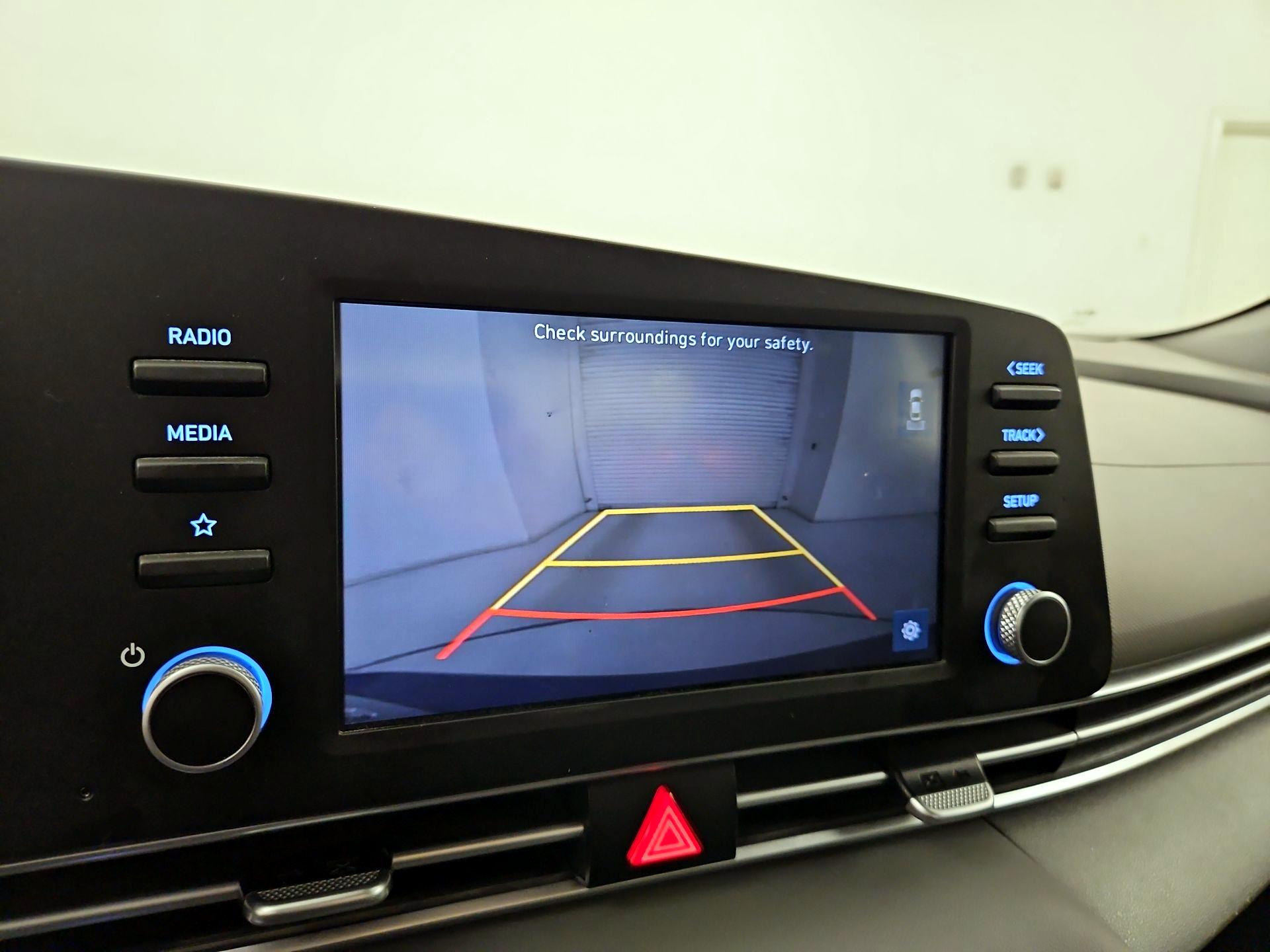 Thumbnail: 2023 Hyundai Elantra - 14