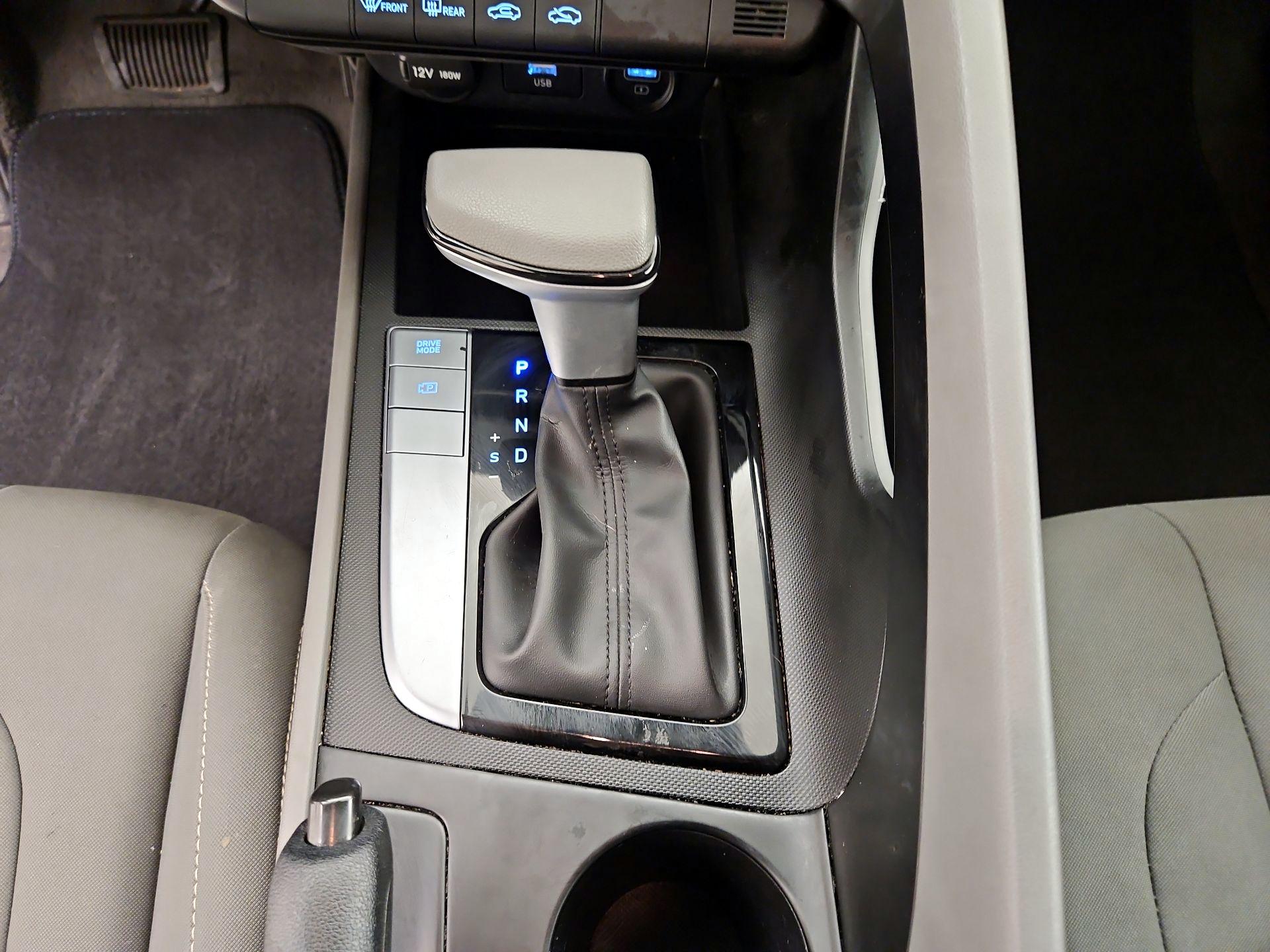 Thumbnail: 2023 Hyundai Elantra - 17