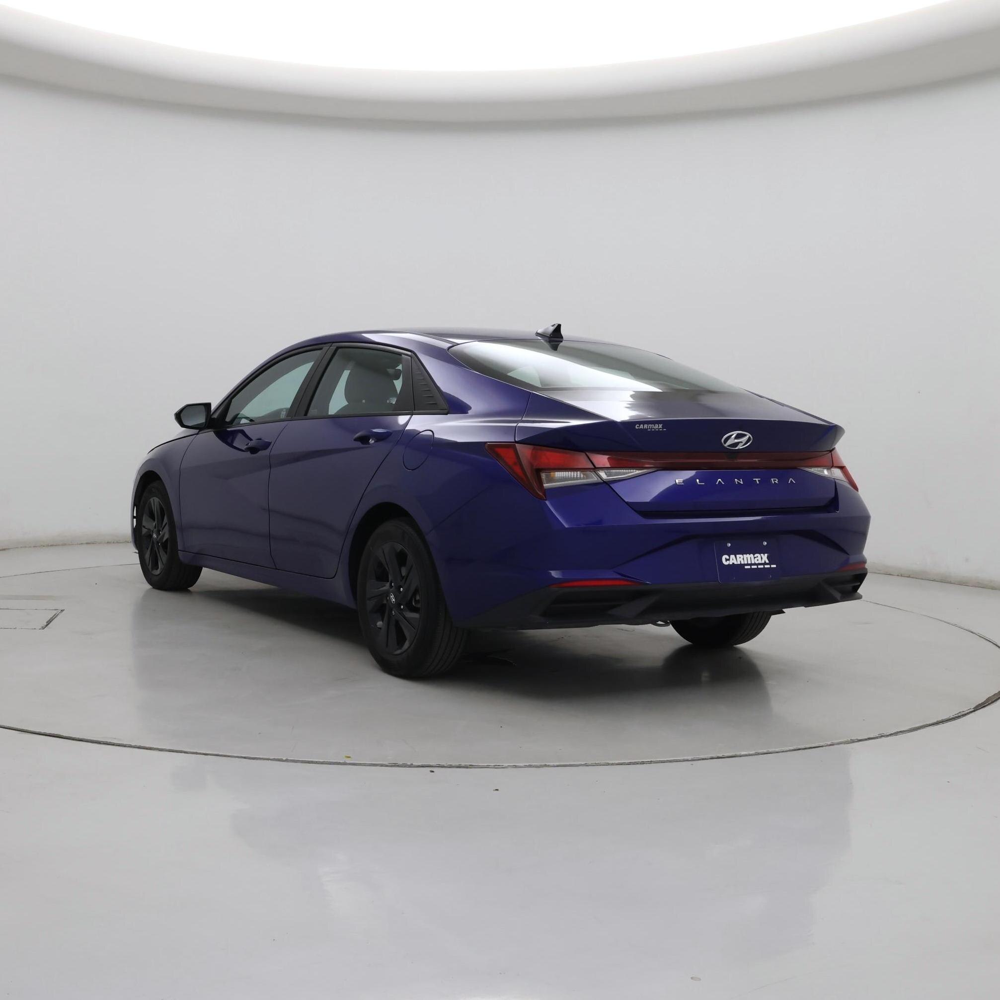 Thumbnail: 2023 Hyundai Elantra - 2