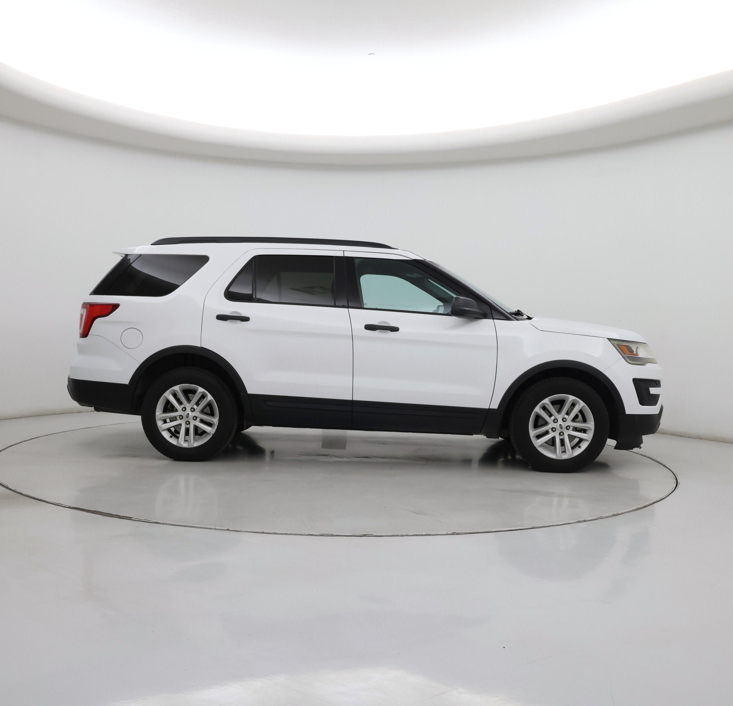 Thumbnail: 2017 Ford Explorer - 7