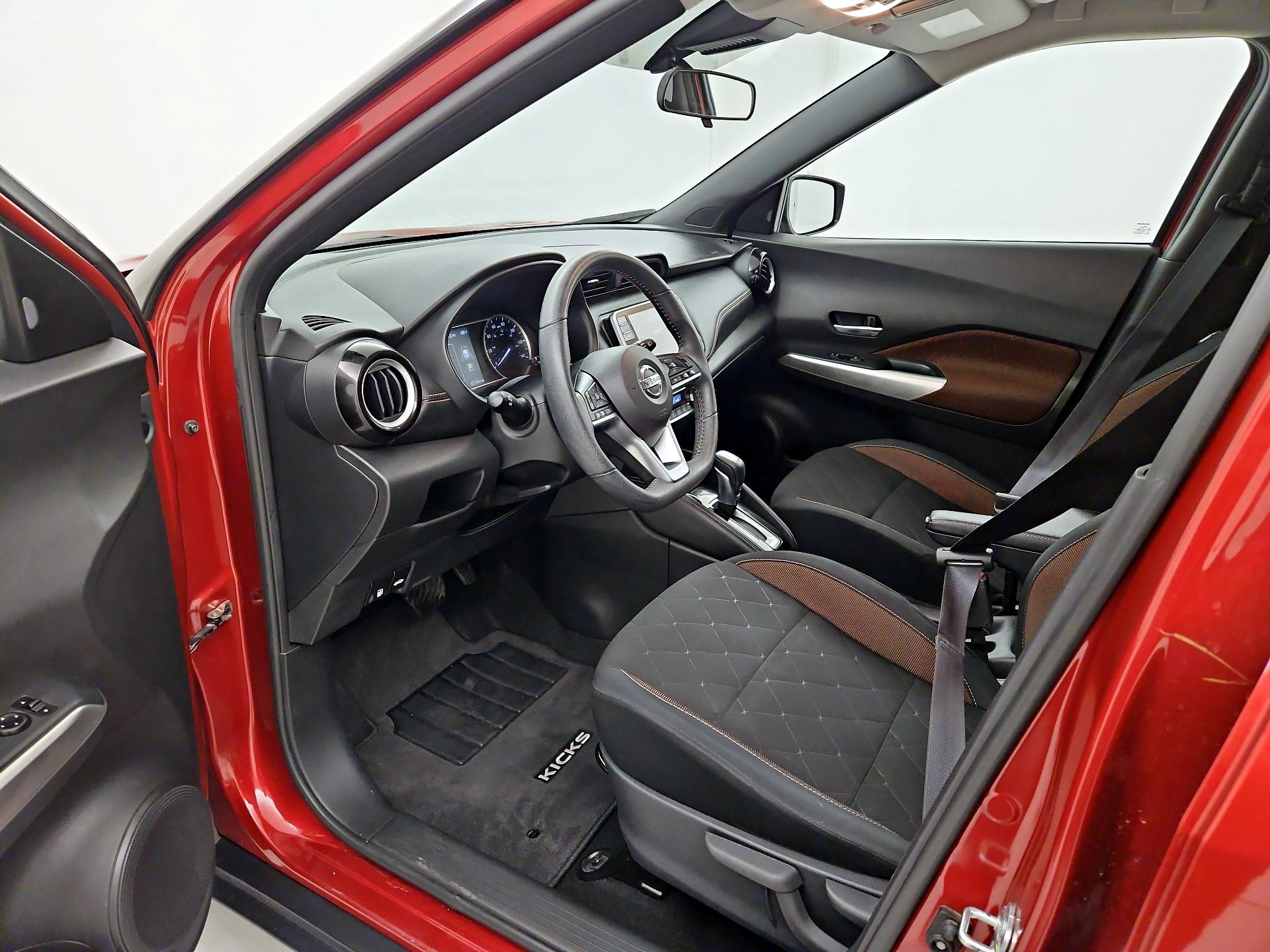 Thumbnail: 2020 Nissan Kicks - 11