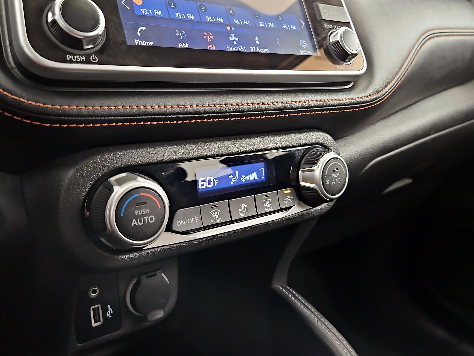 Thumbnail: 2020 Nissan Kicks - 15