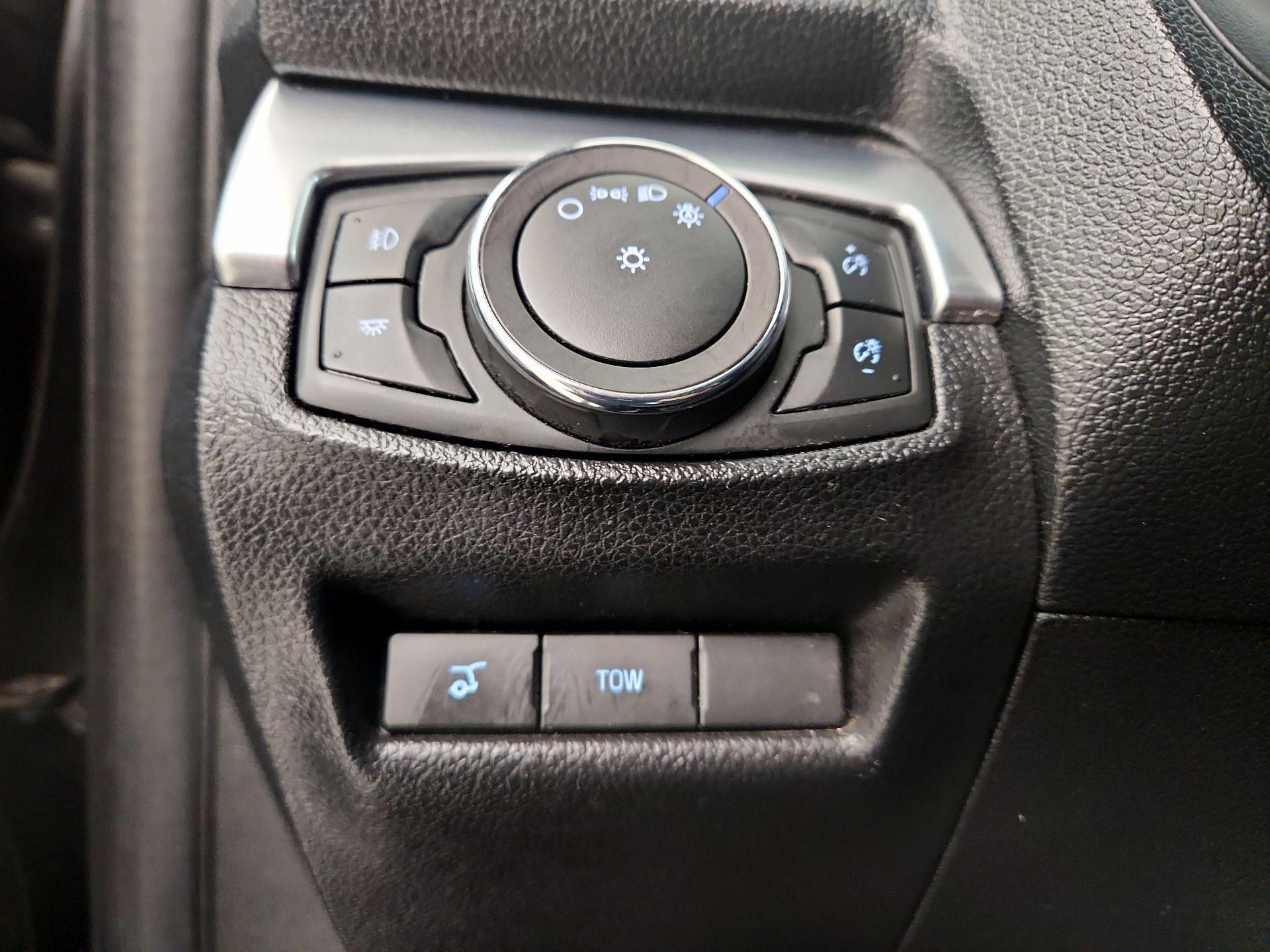 Thumbnail: 2019 Ford Explorer - 13