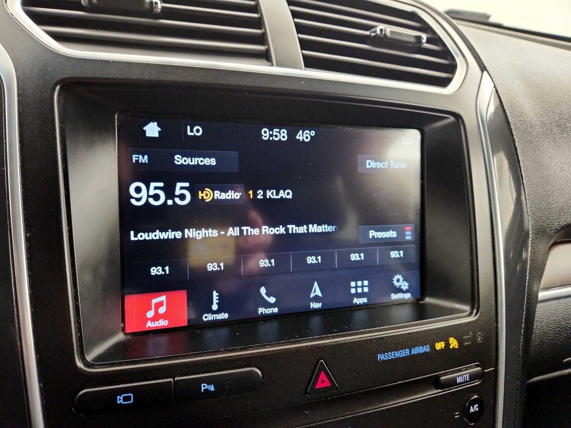 Thumbnail: 2019 Ford Explorer - 16