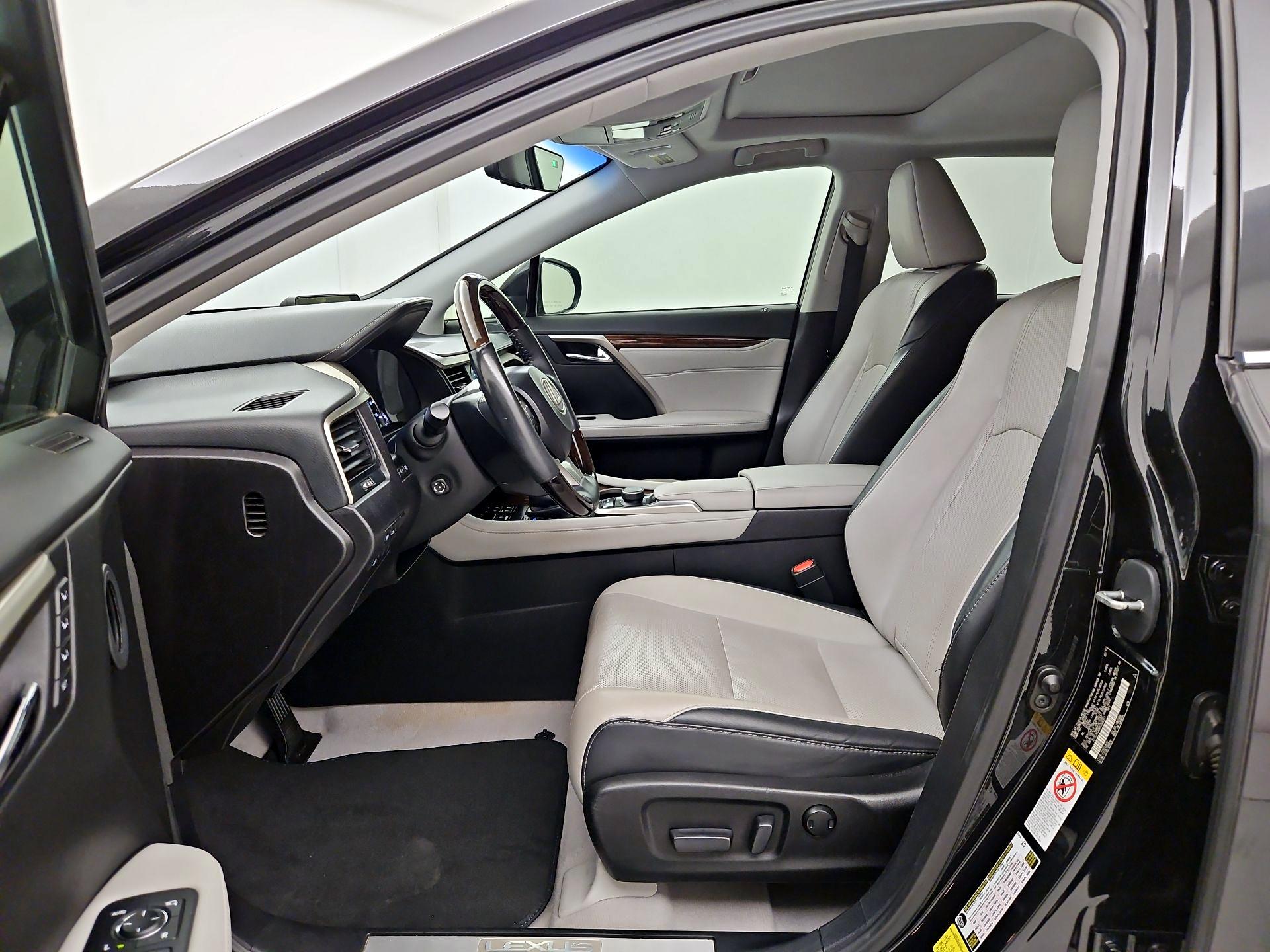 Thumbnail: 2017 Lexus RX - 11