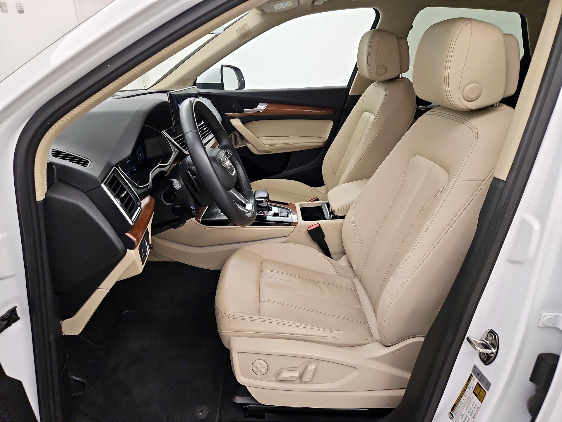 Thumbnail: 2022 Audi Q5 - 11
