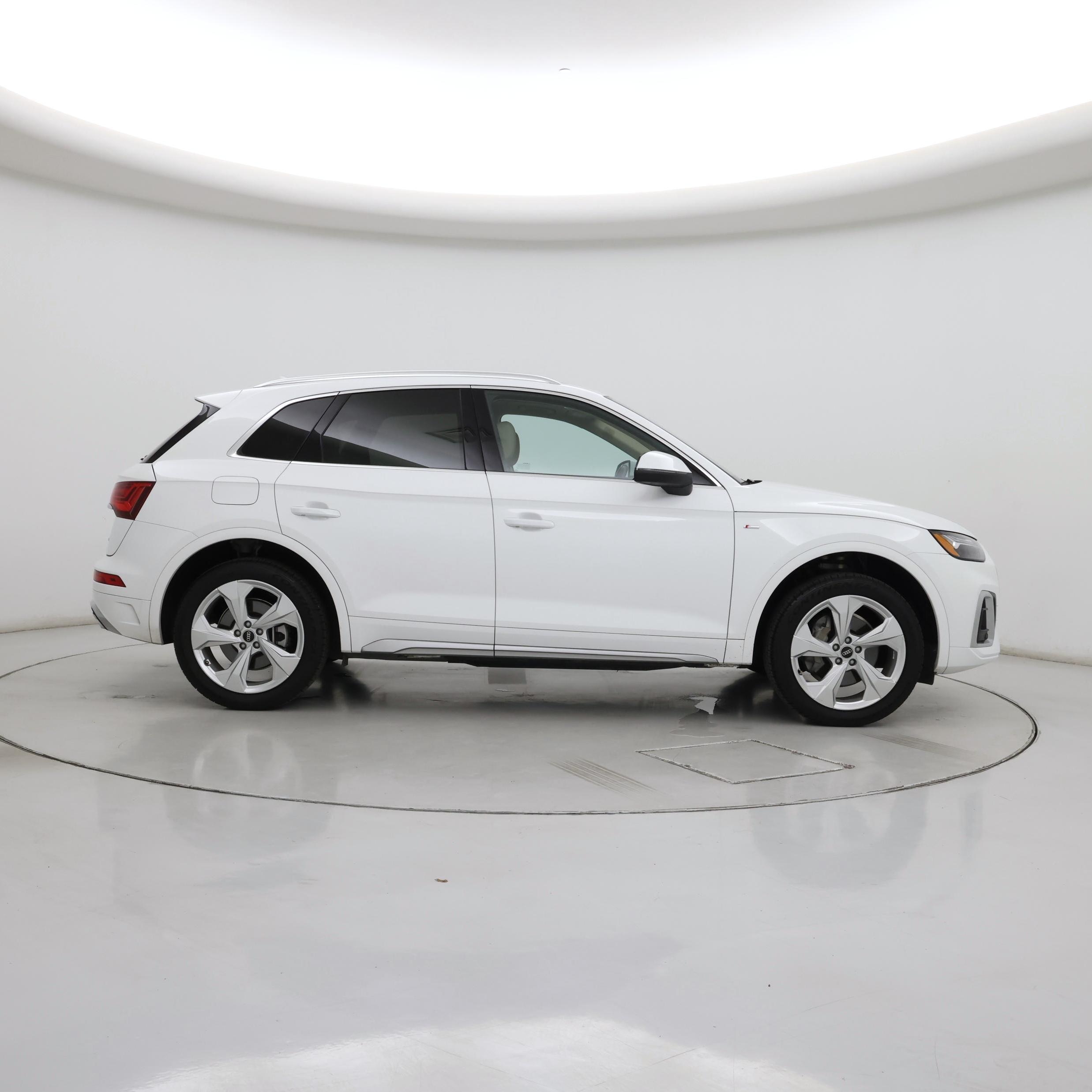 Thumbnail: 2022 Audi Q5 - 7
