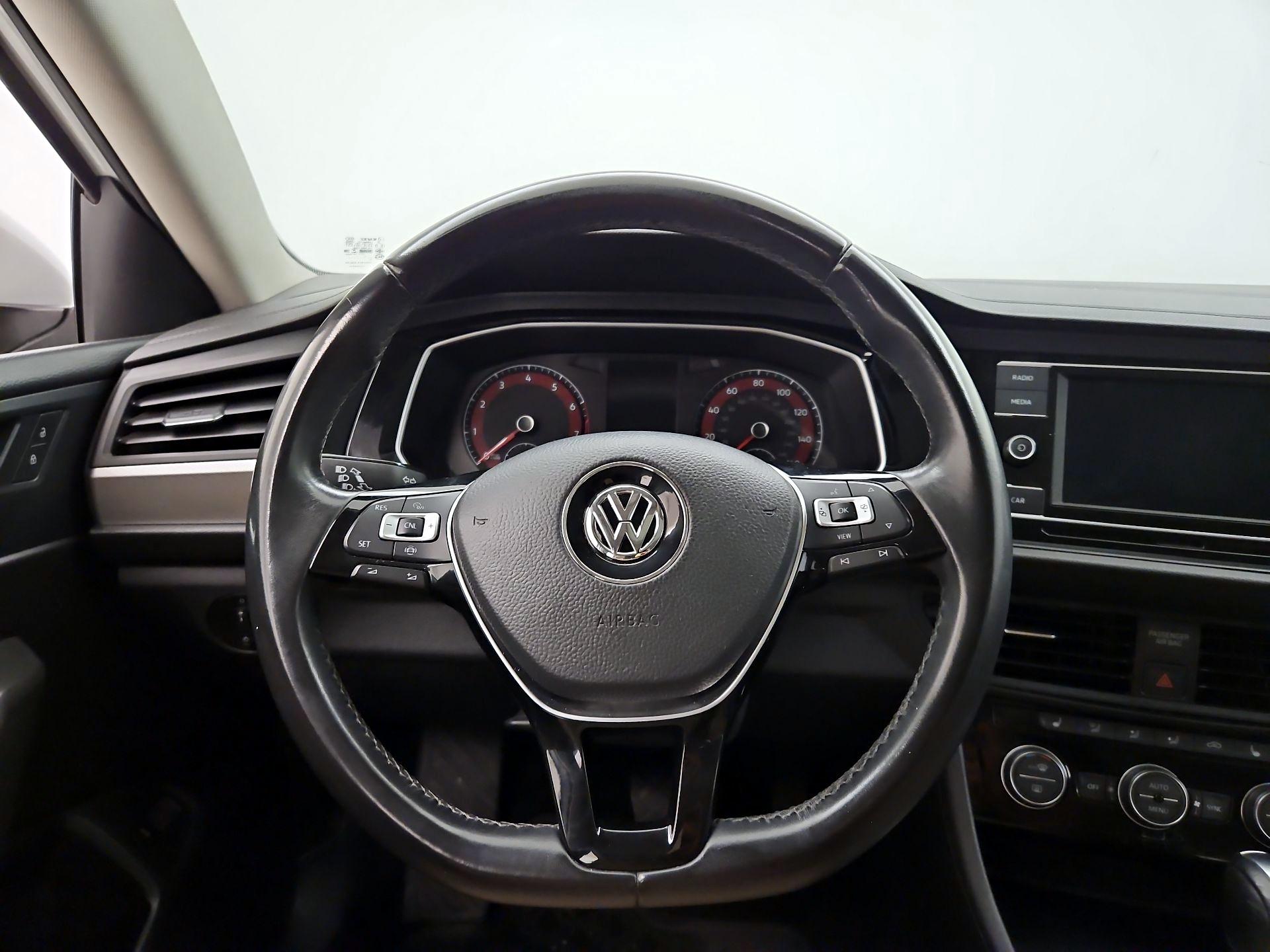 Thumbnail: 2019 Volkswagen Jetta - 10