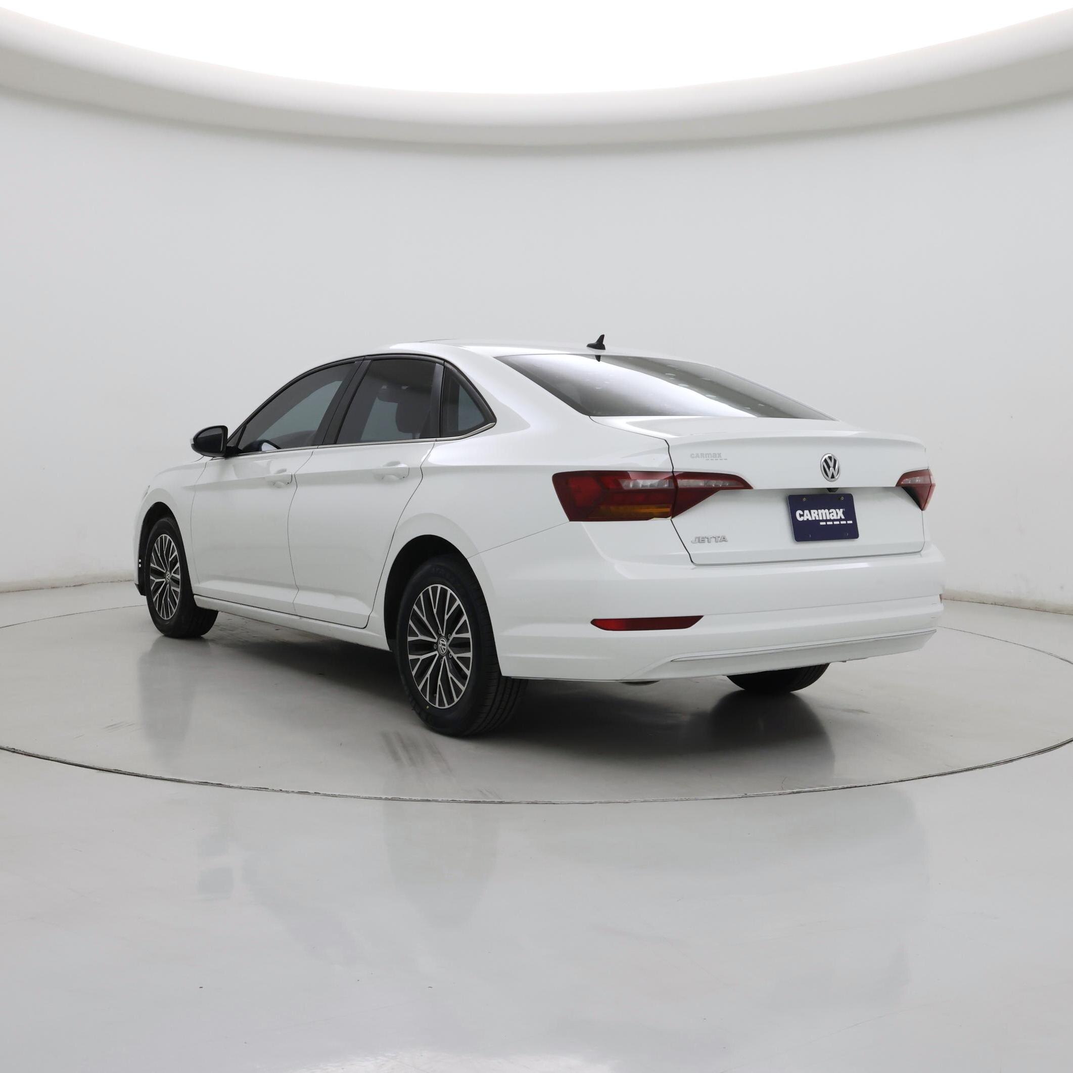 Thumbnail: 2019 Volkswagen Jetta - 2