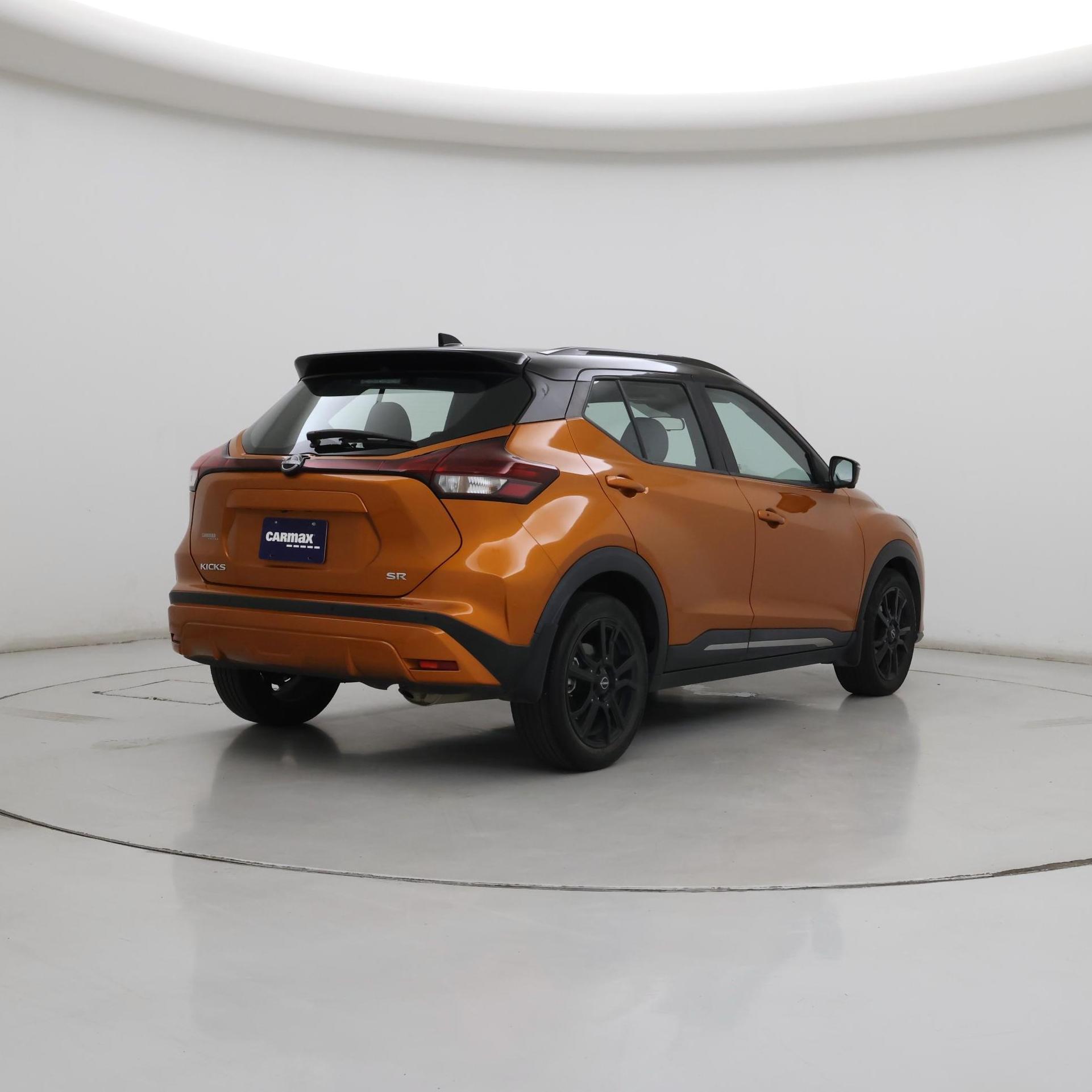 Thumbnail: 2023 Nissan Kicks - 8