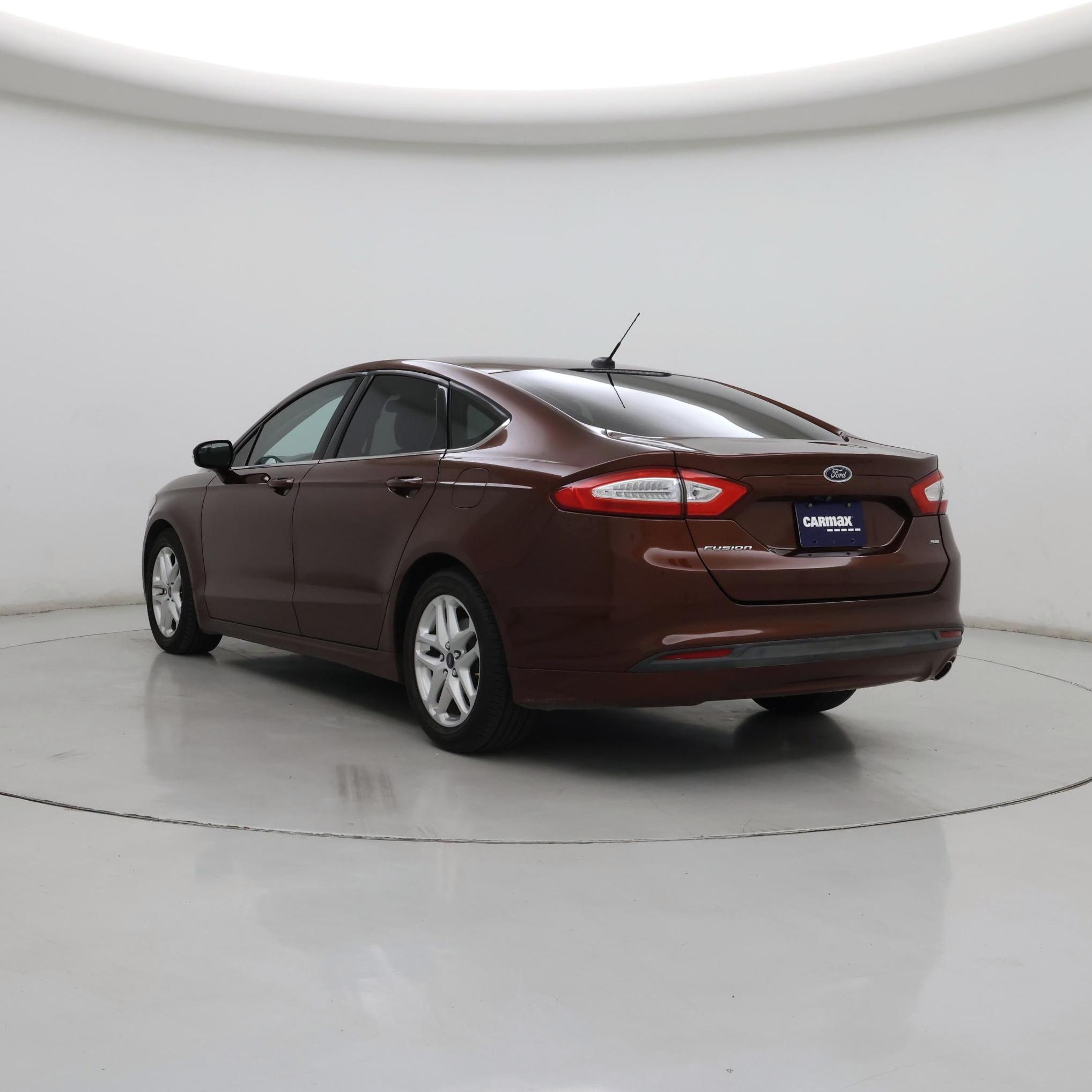Thumbnail: 2016 Ford Fusion - 2