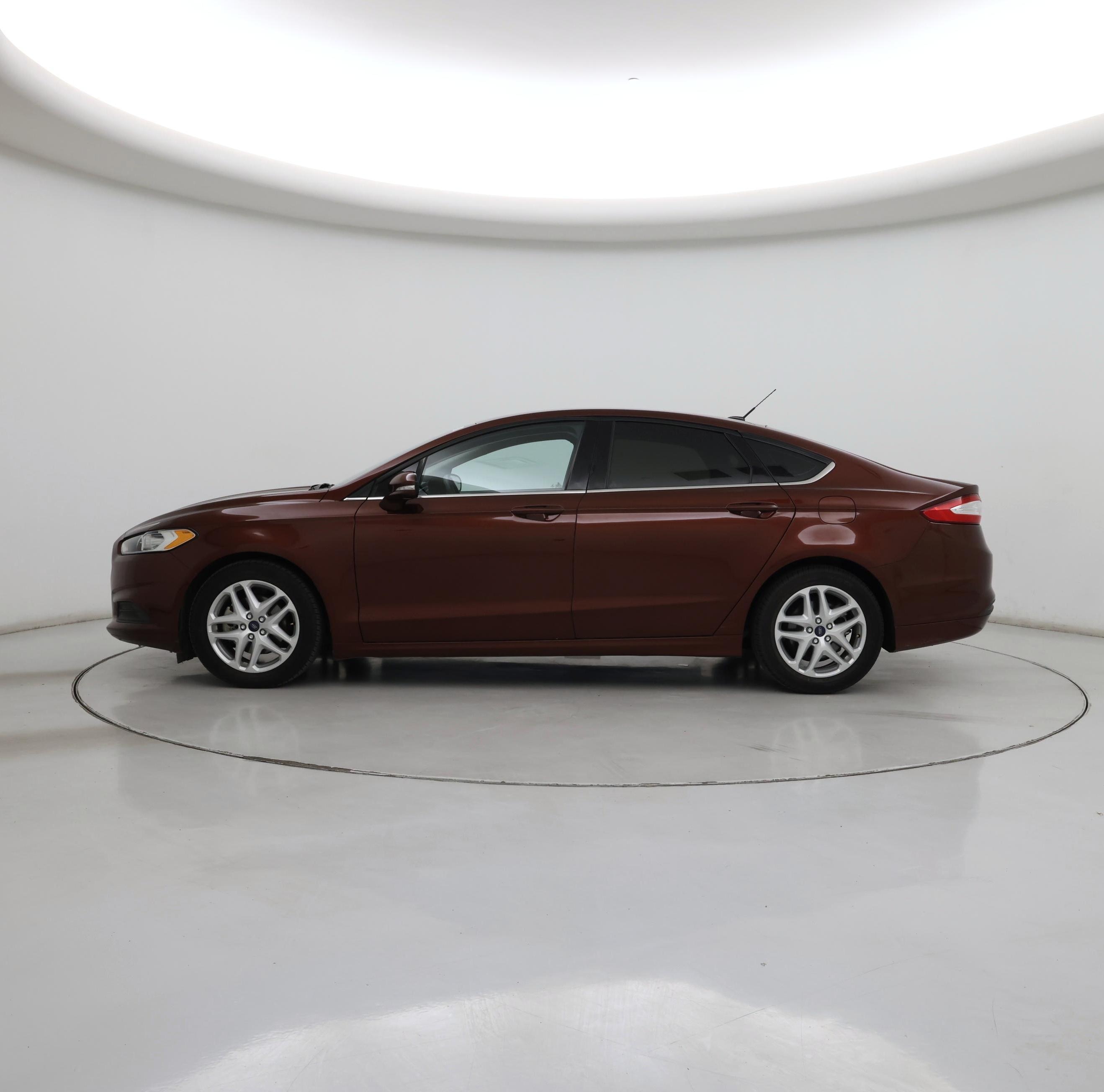 Thumbnail: 2016 Ford Fusion - 3