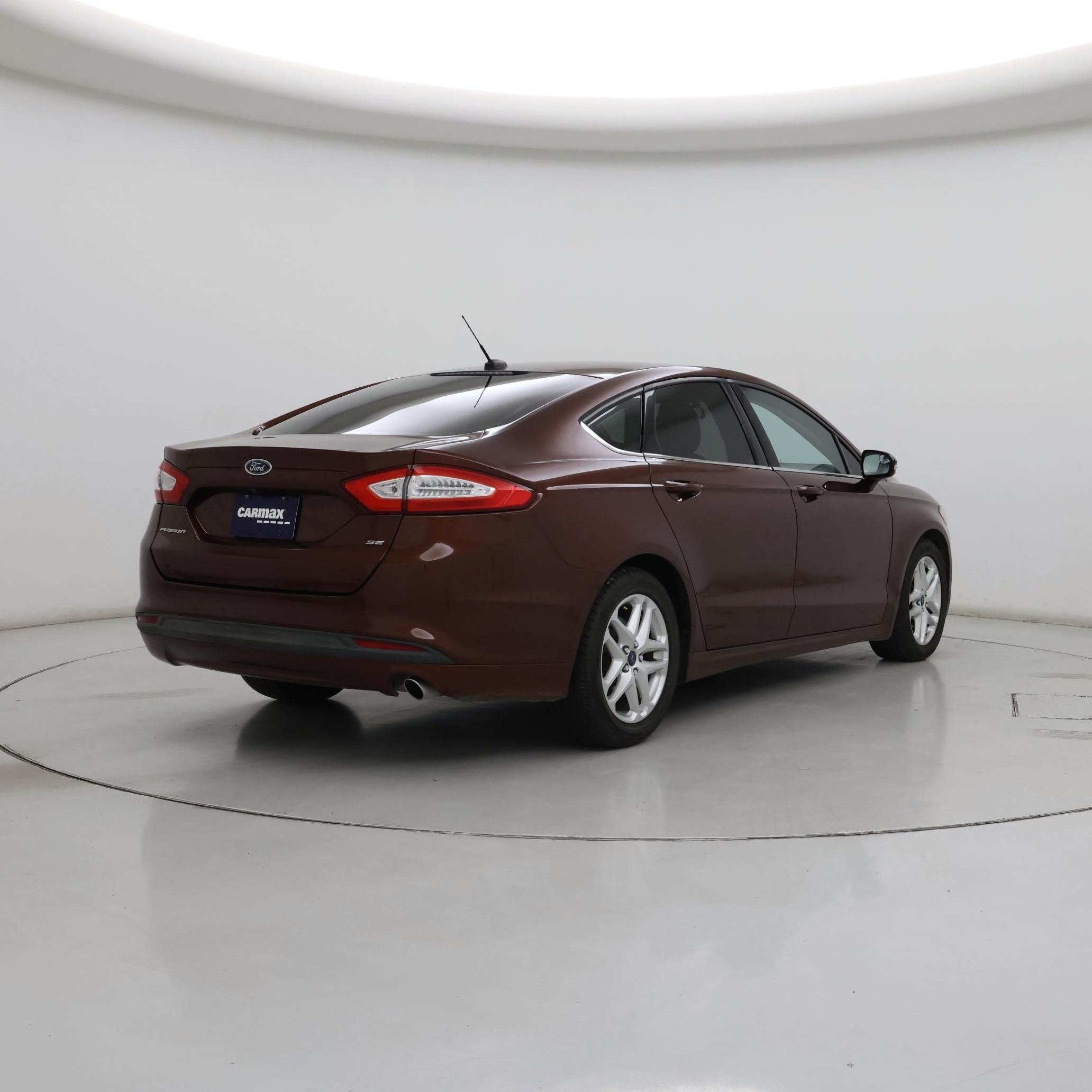 Thumbnail: 2016 Ford Fusion - 8