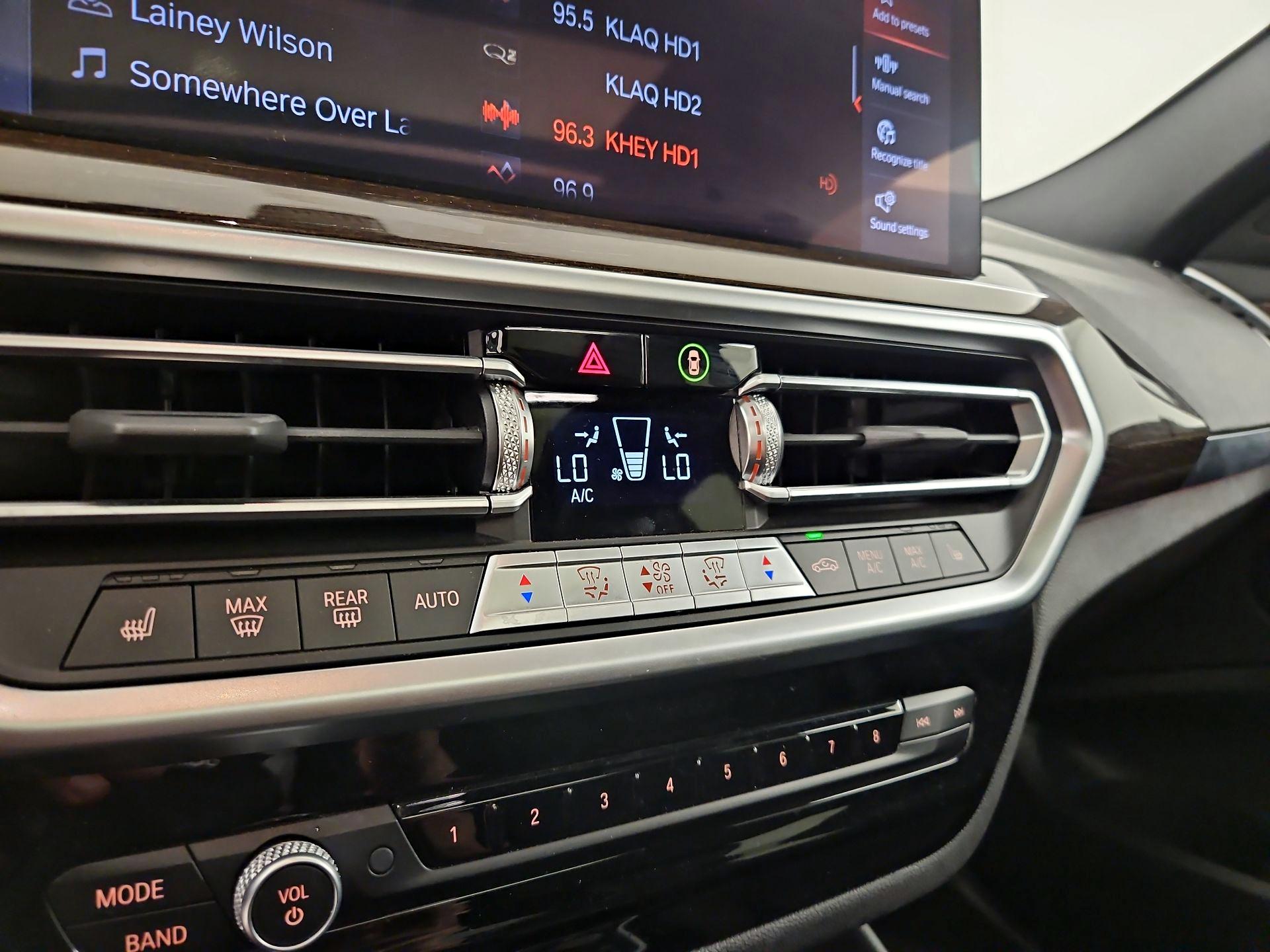 Thumbnail: 2022 BMW X4 - 16