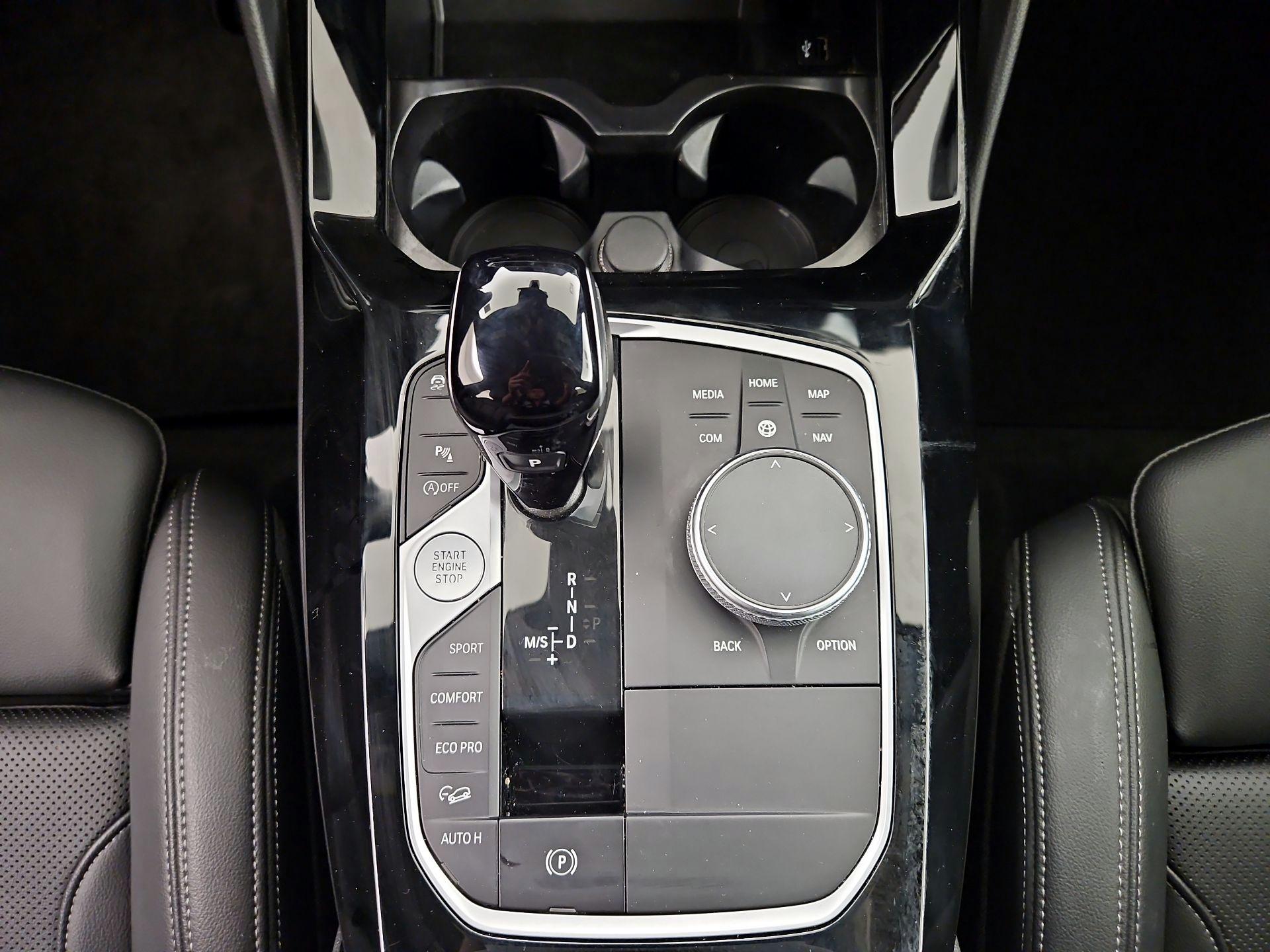 Thumbnail: 2022 BMW X4 - 17