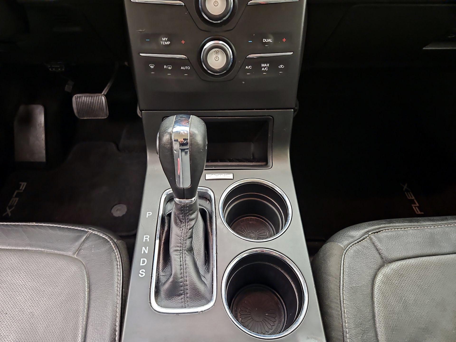 Thumbnail: 2015 Ford Flex - 18