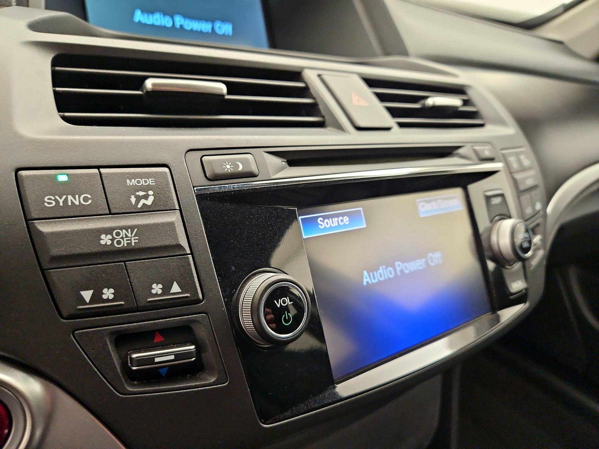 Thumbnail: 2015 Honda Accord Crosstour - 16