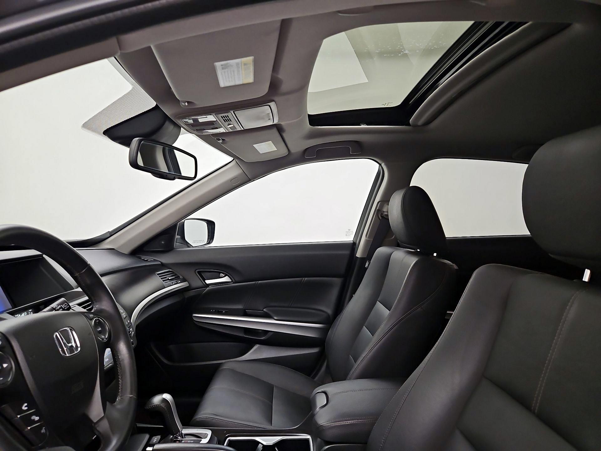 Thumbnail: 2015 Honda Accord Crosstour - 19