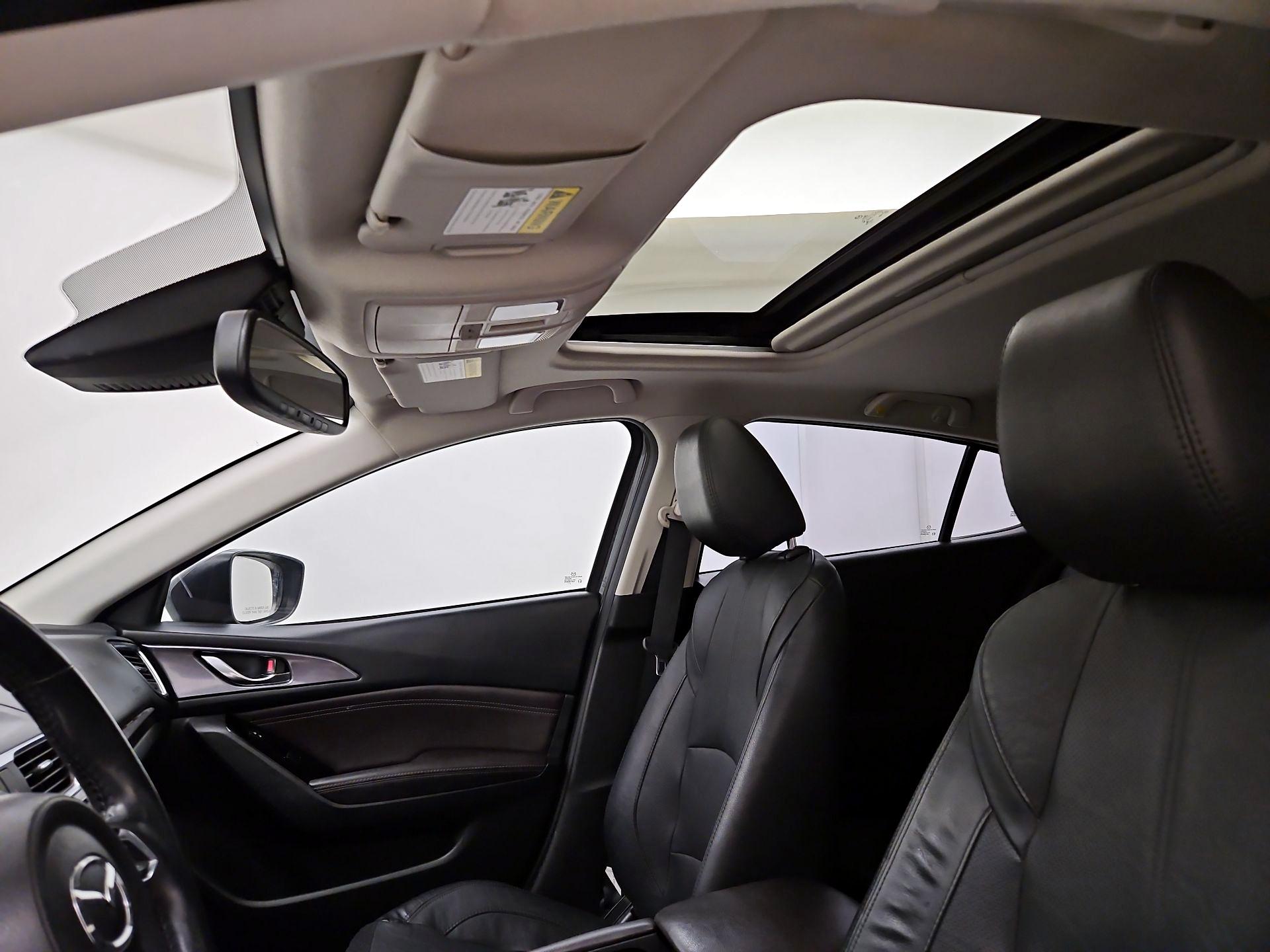 Thumbnail: 2017 Mazda Mazda3 - 20