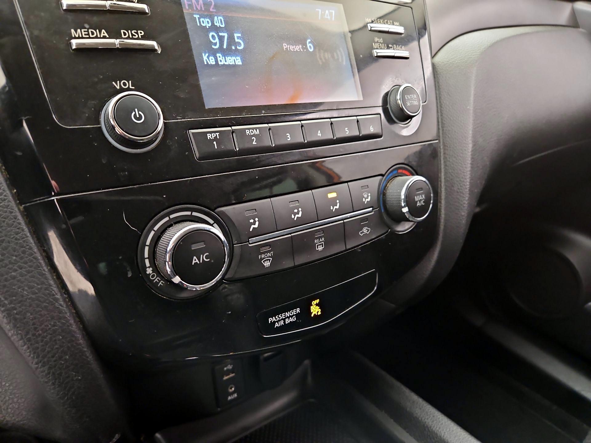 Thumbnail: 2017 Nissan Rogue Sport - 16