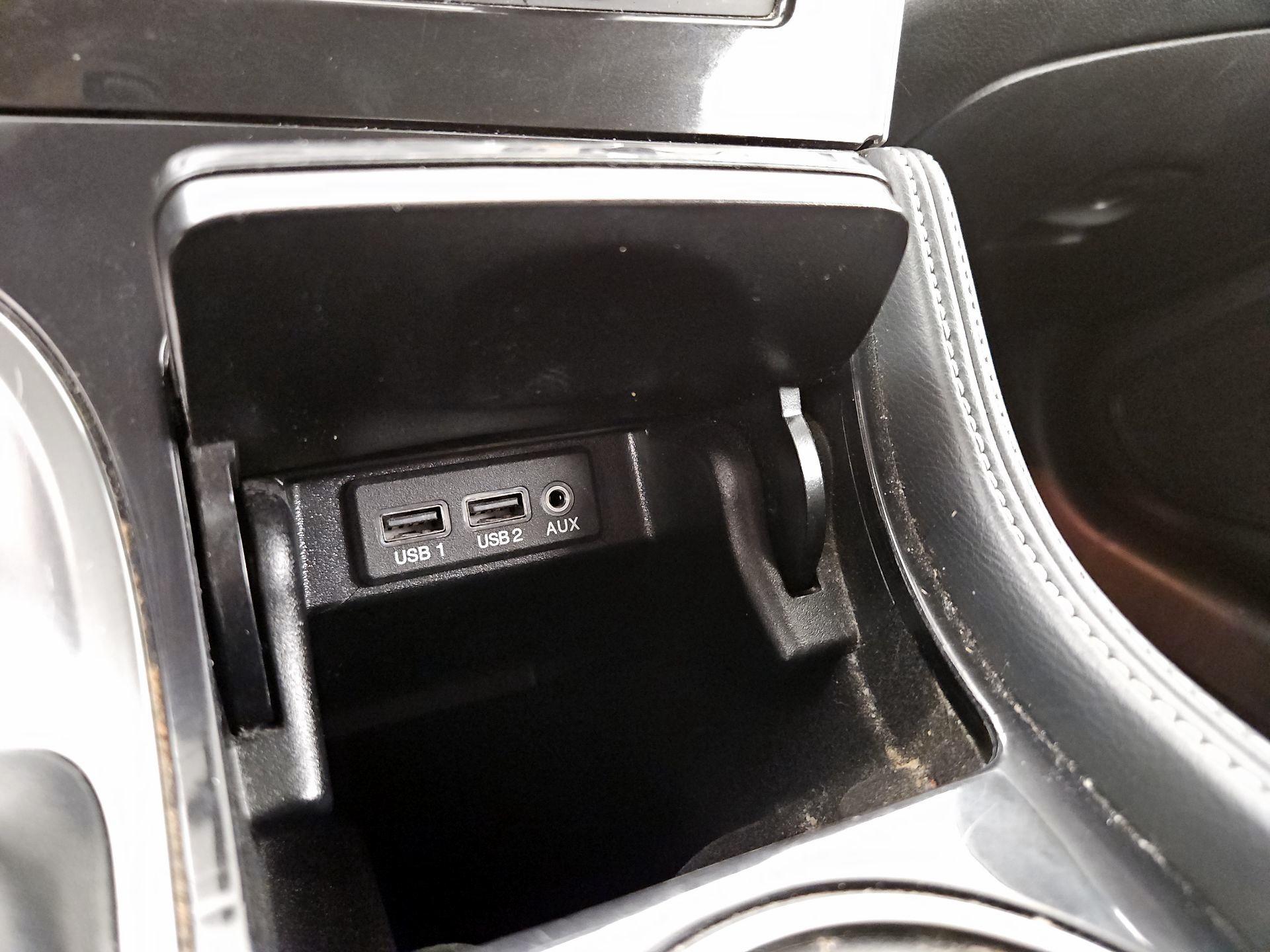 Thumbnail: 2017 Nissan Maxima - 18