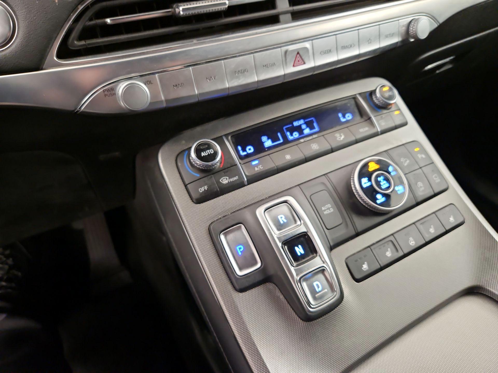 Thumbnail: 2021 Hyundai Palisade - 17