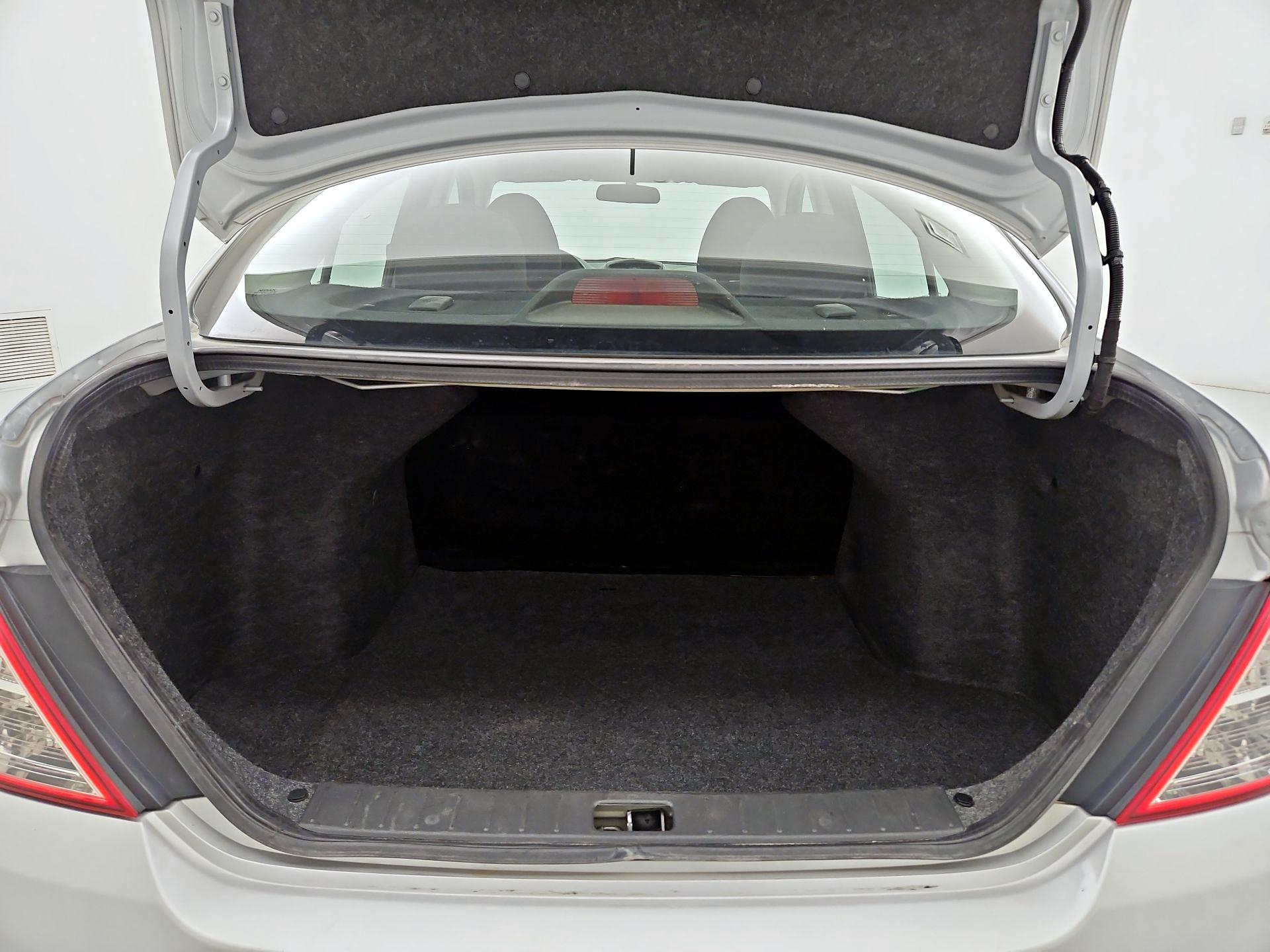 Thumbnail: 2019 Nissan Versa - 20