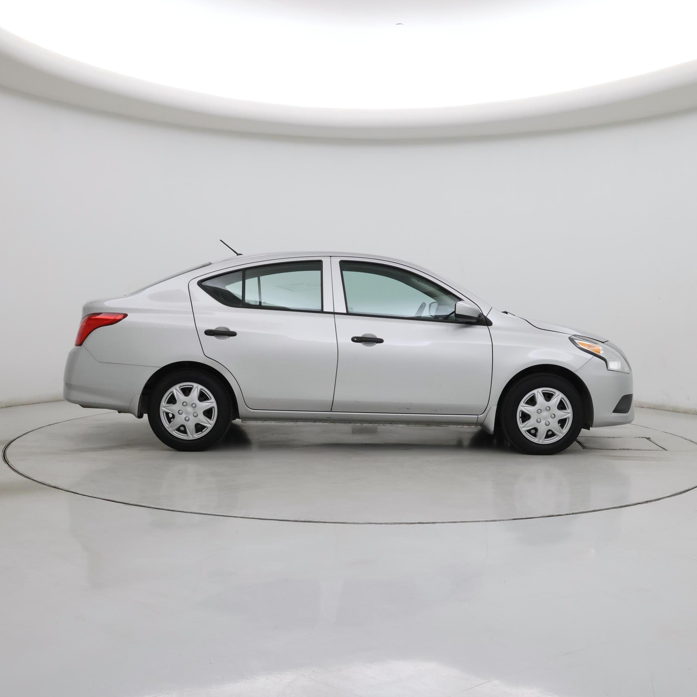 Thumbnail: 2019 Nissan Versa - 7