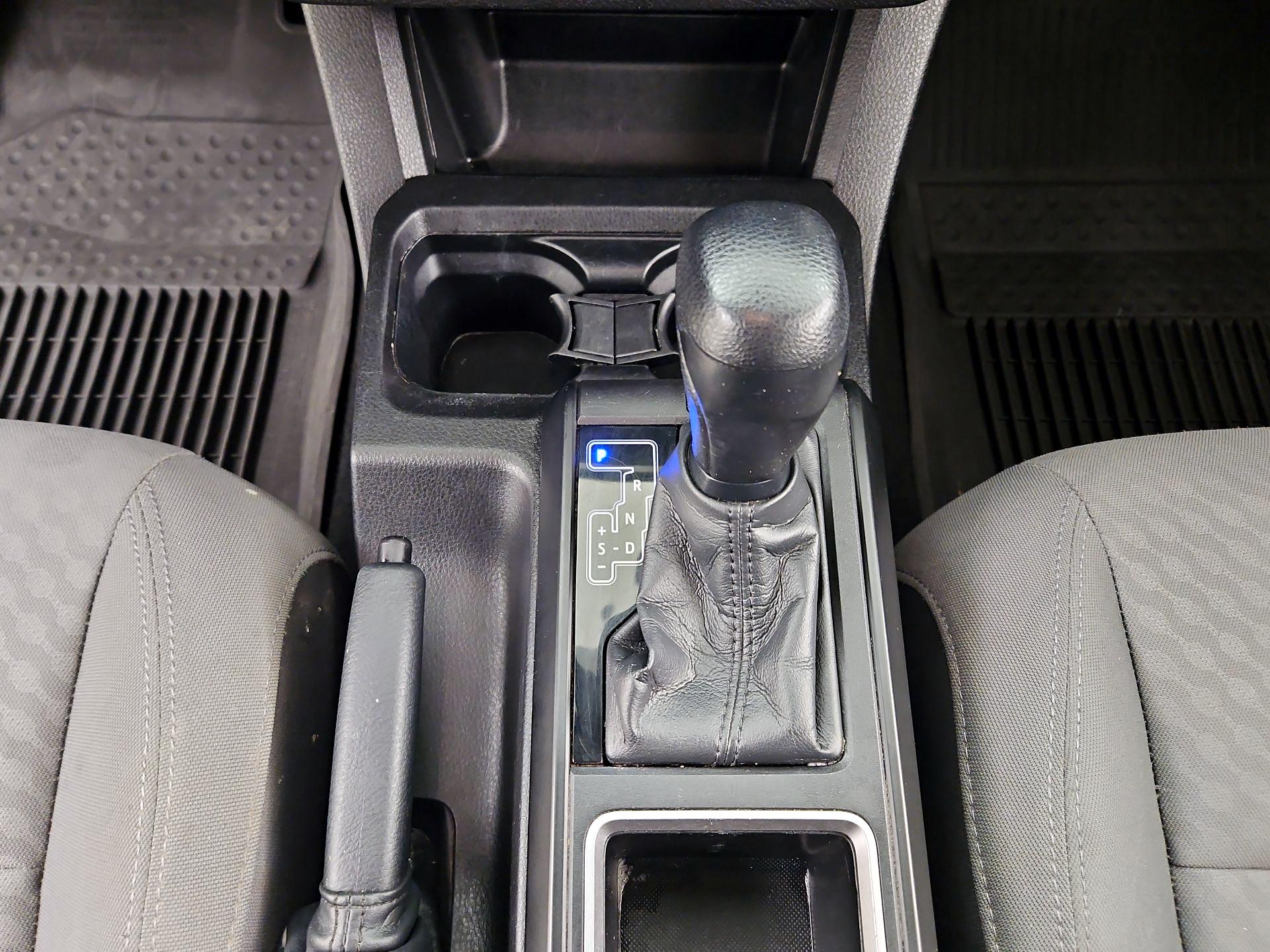 Thumbnail: 2023 Toyota Tacoma - 17