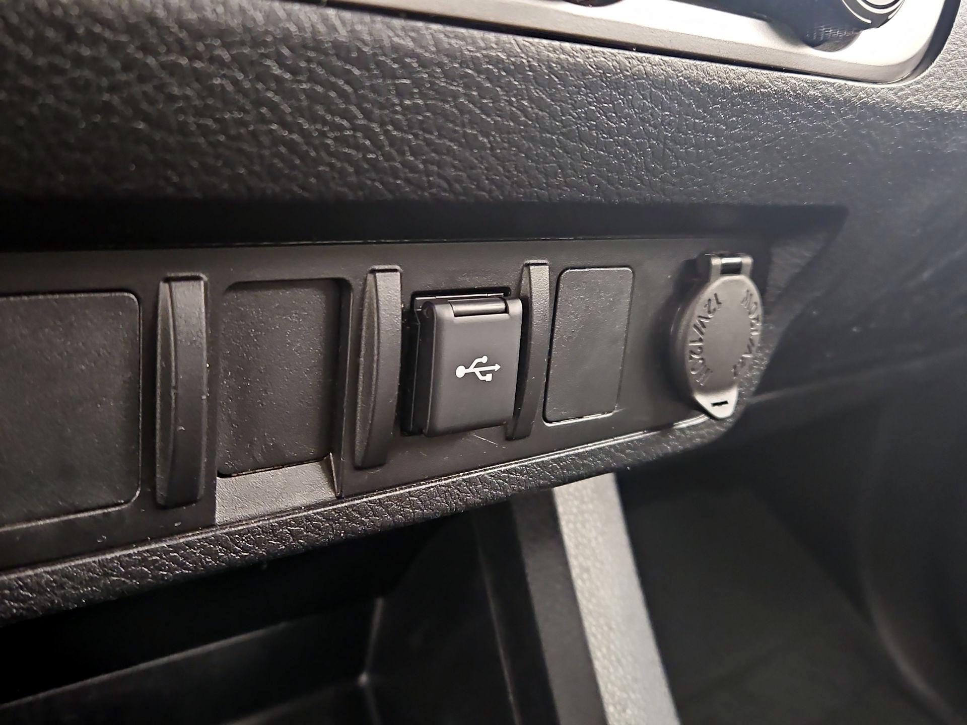 Thumbnail: 2023 Toyota Tacoma - 18