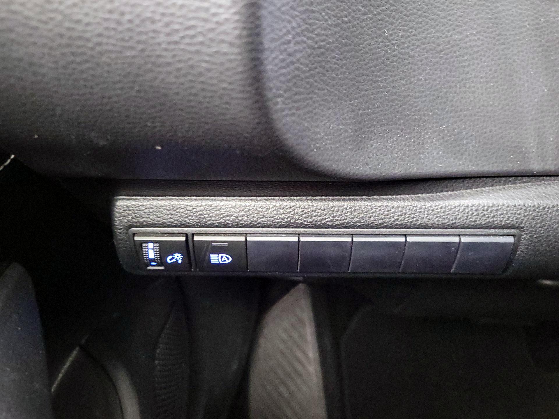 Thumbnail: 2019 Toyota Corolla - 13