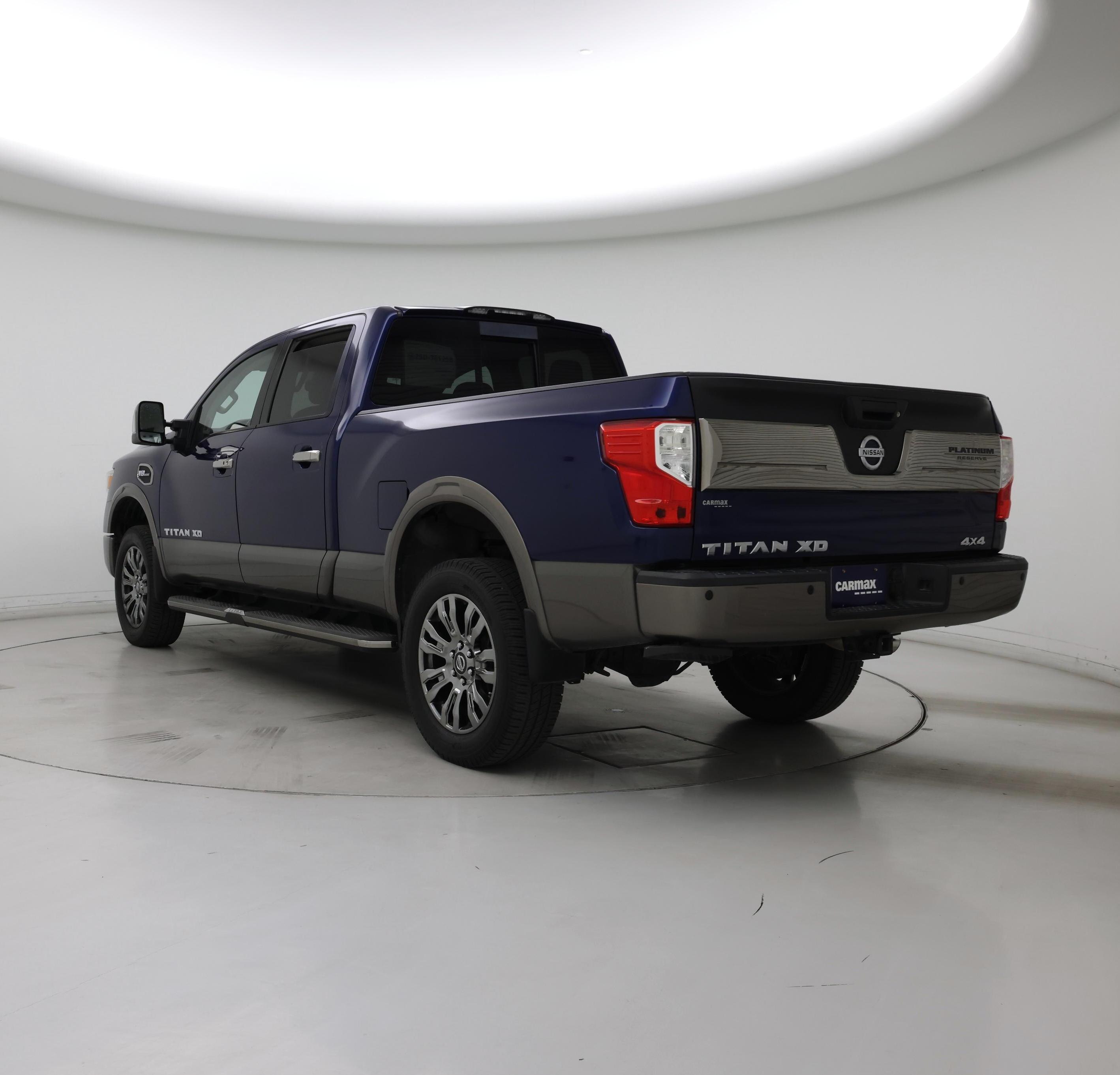 Thumbnail: 2017 Nissan Titan - 2