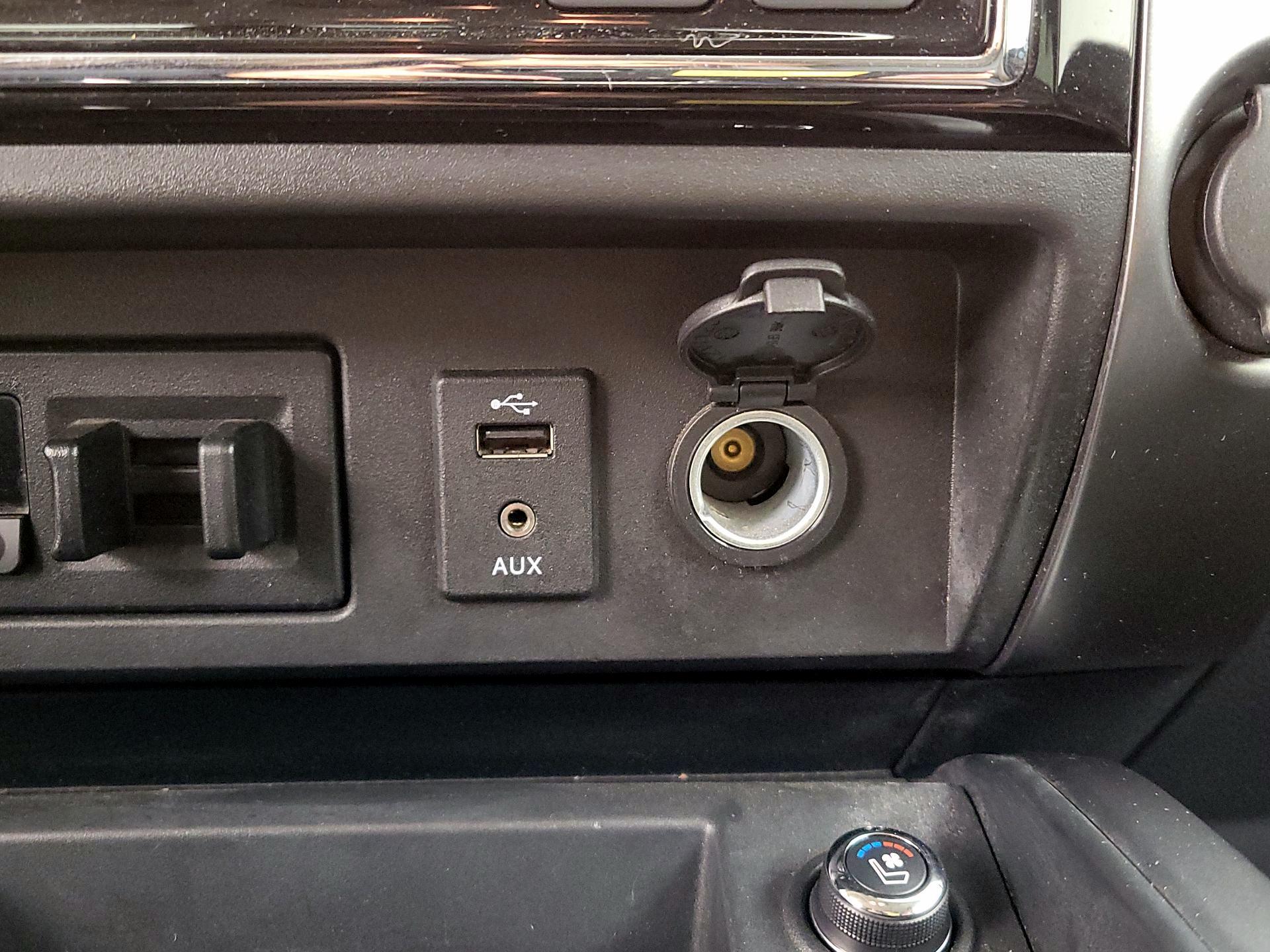 Thumbnail: 2017 Nissan Titan - 19