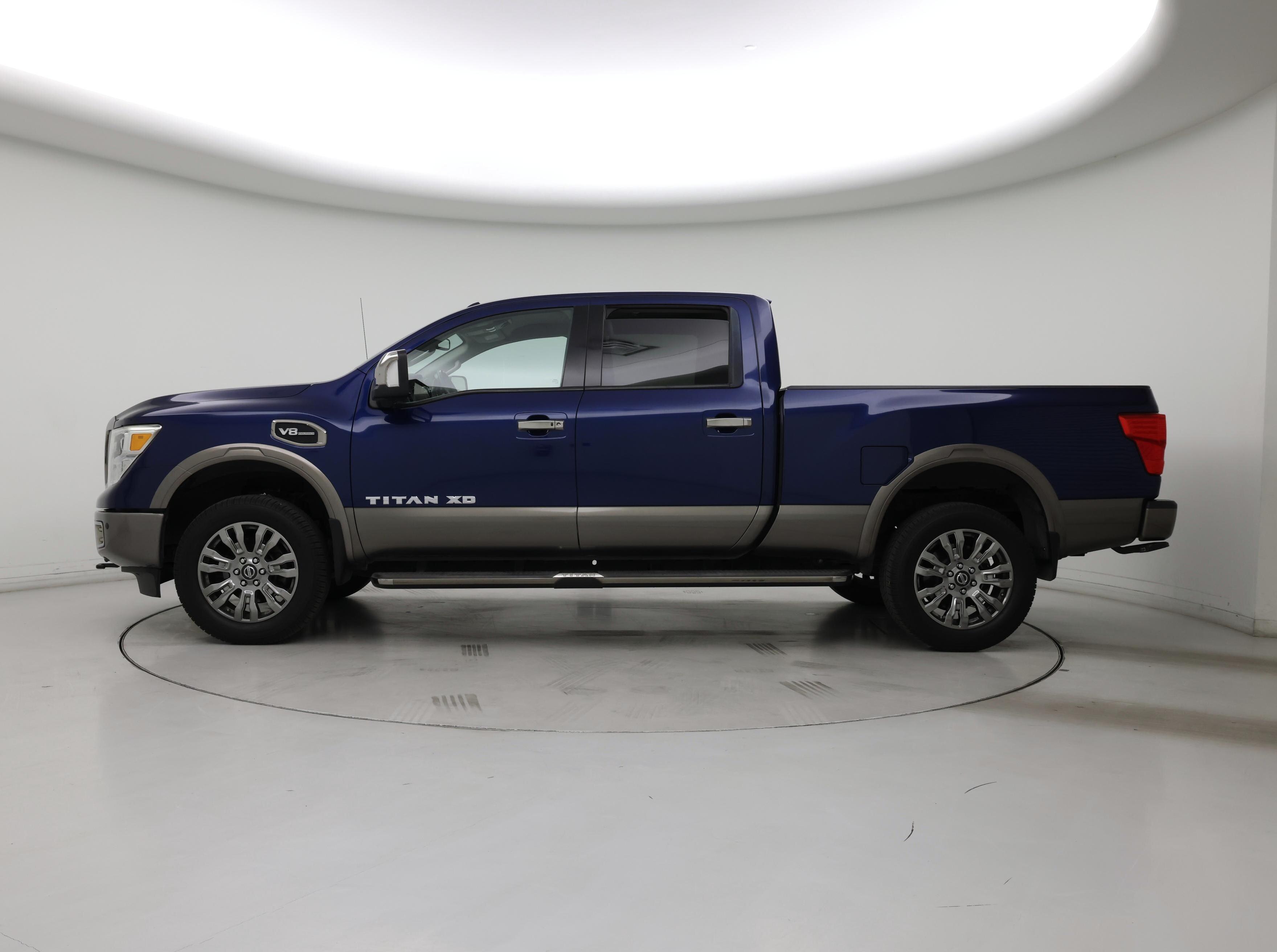 Thumbnail: 2017 Nissan Titan - 3