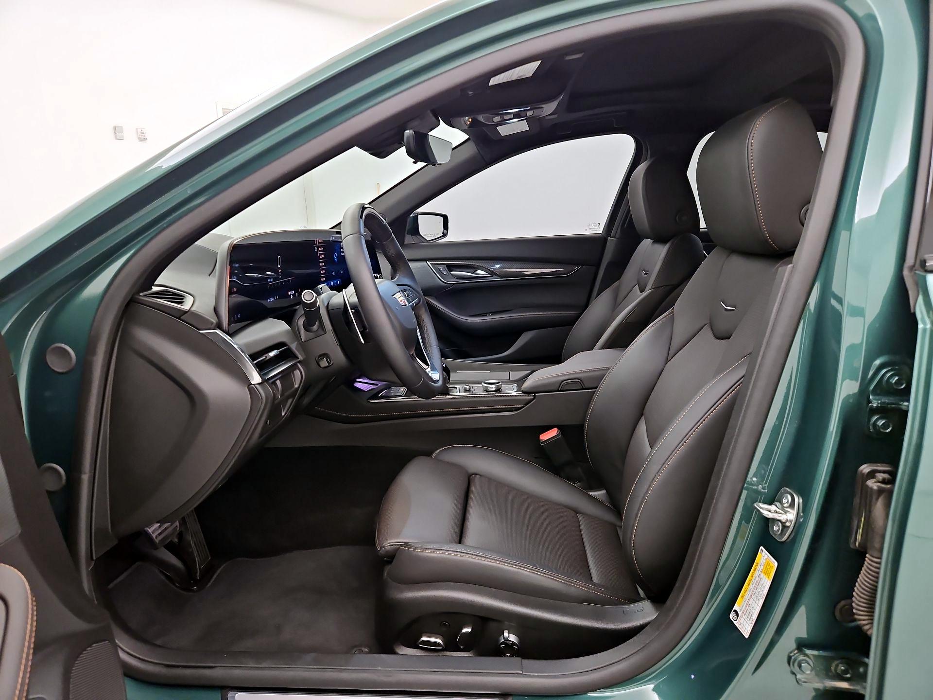 Thumbnail: 2025 Cadillac CT5 - 11