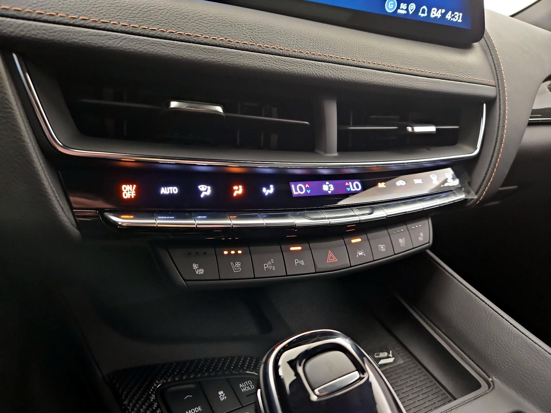 Thumbnail: 2025 Cadillac CT5 - 17