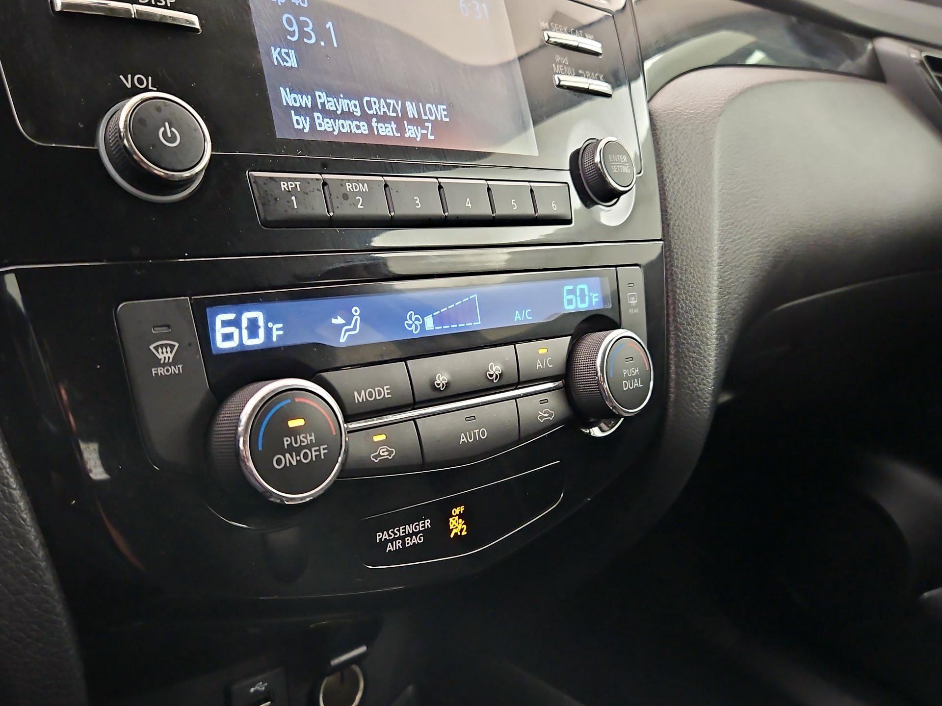 Thumbnail: 2018 Nissan Rogue Sport - 16