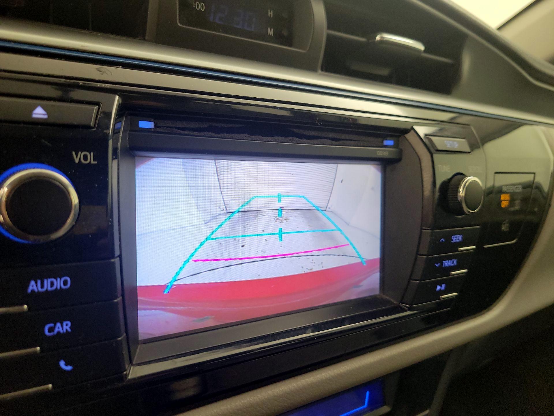 Thumbnail: 2015 Toyota Corolla - 14