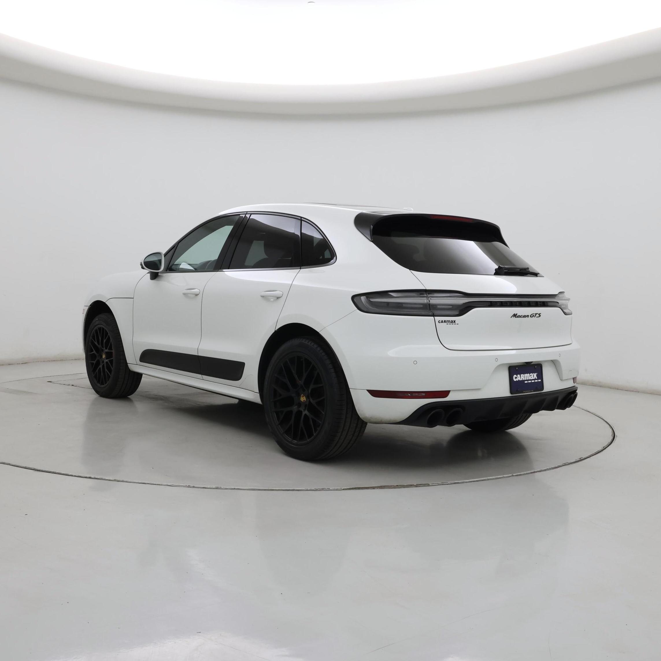 Thumbnail: 2021 Porsche Macan - 2