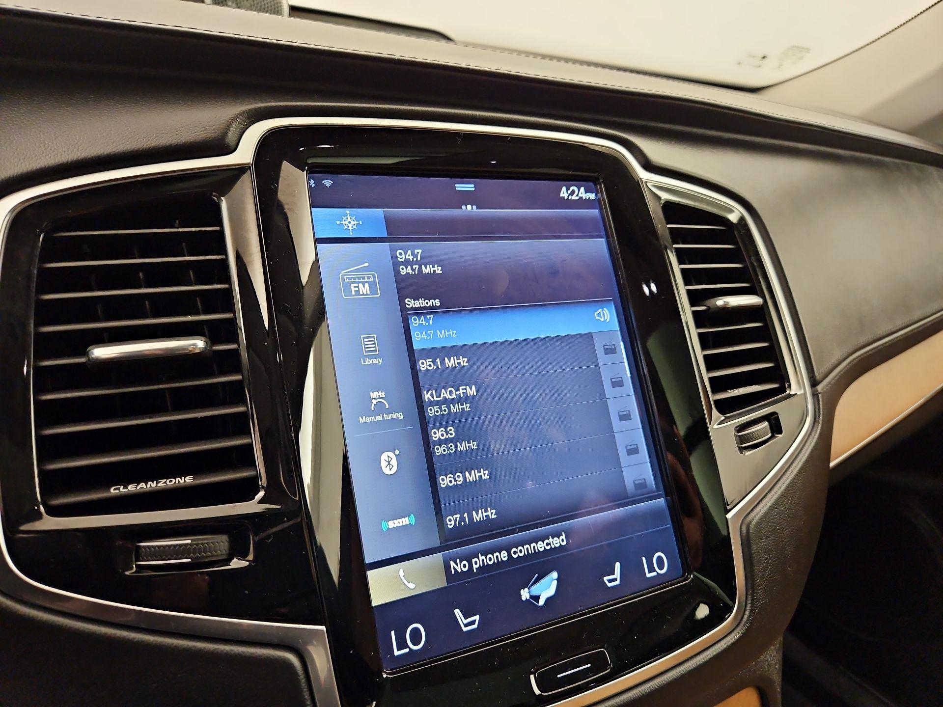 Thumbnail: 2016 Volvo XC90 - 16