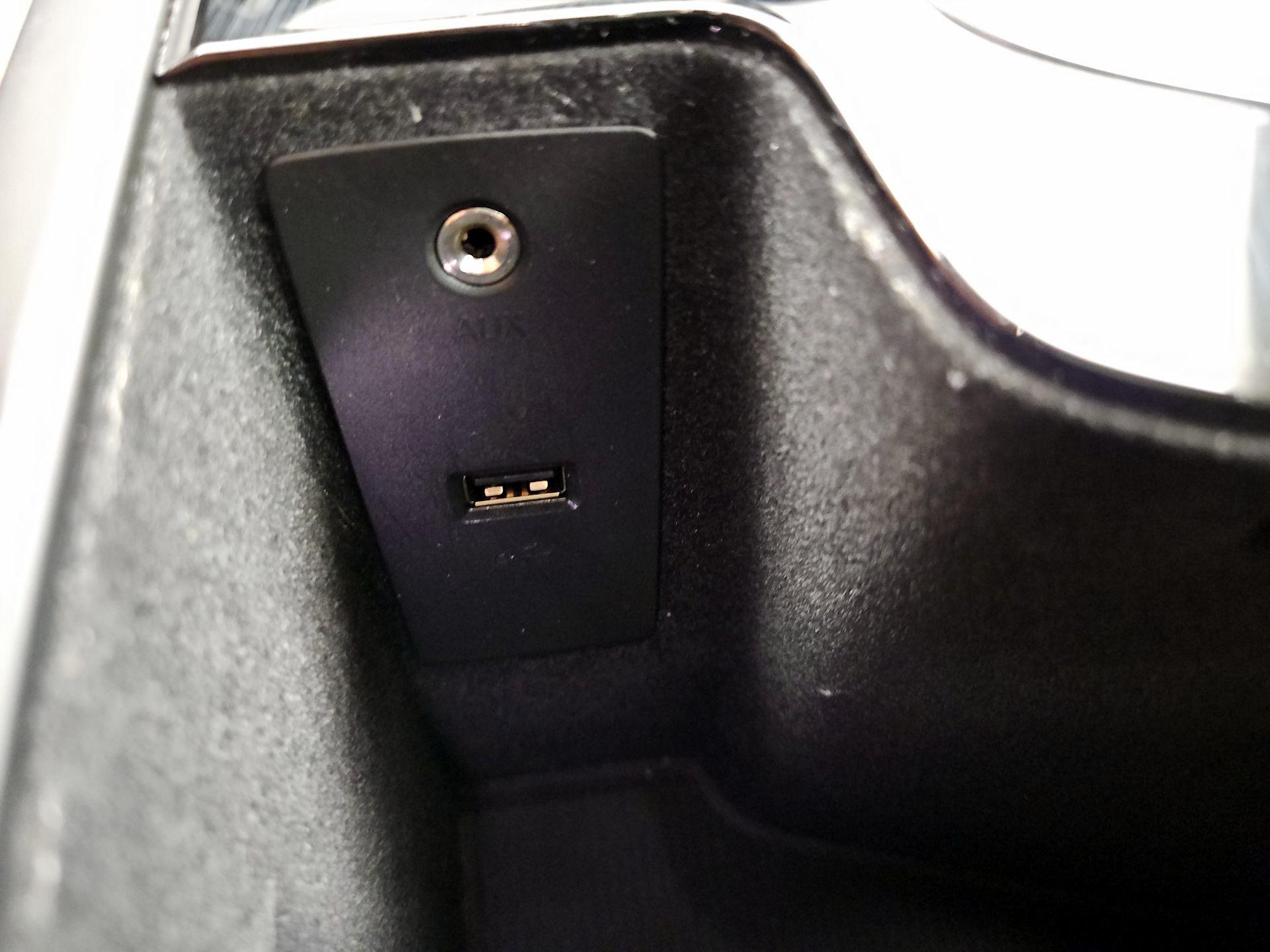 Thumbnail: 2016 Volvo XC90 - 19