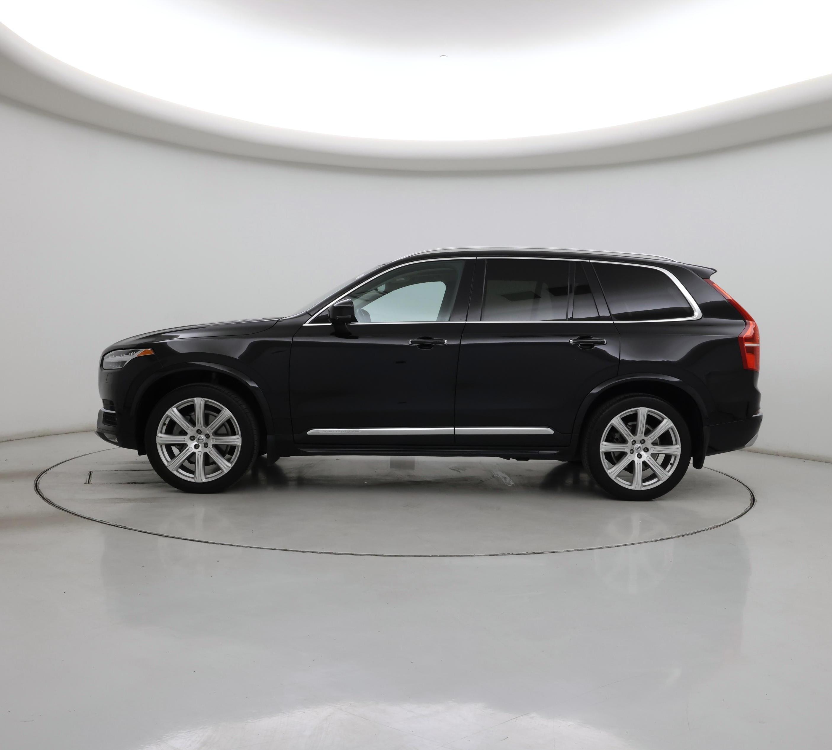 Thumbnail: 2016 Volvo XC90 - 3