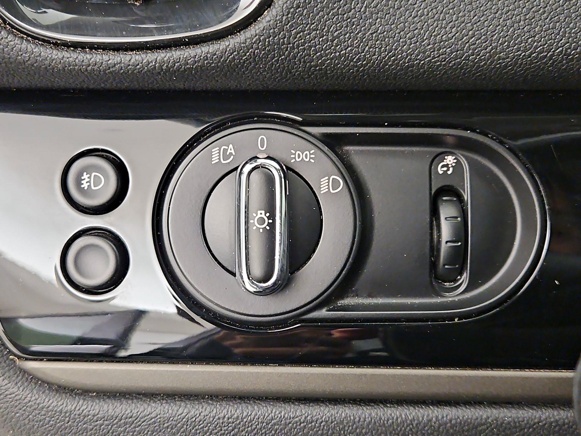 Thumbnail: 2022 MINI Cooper Countryman - 13