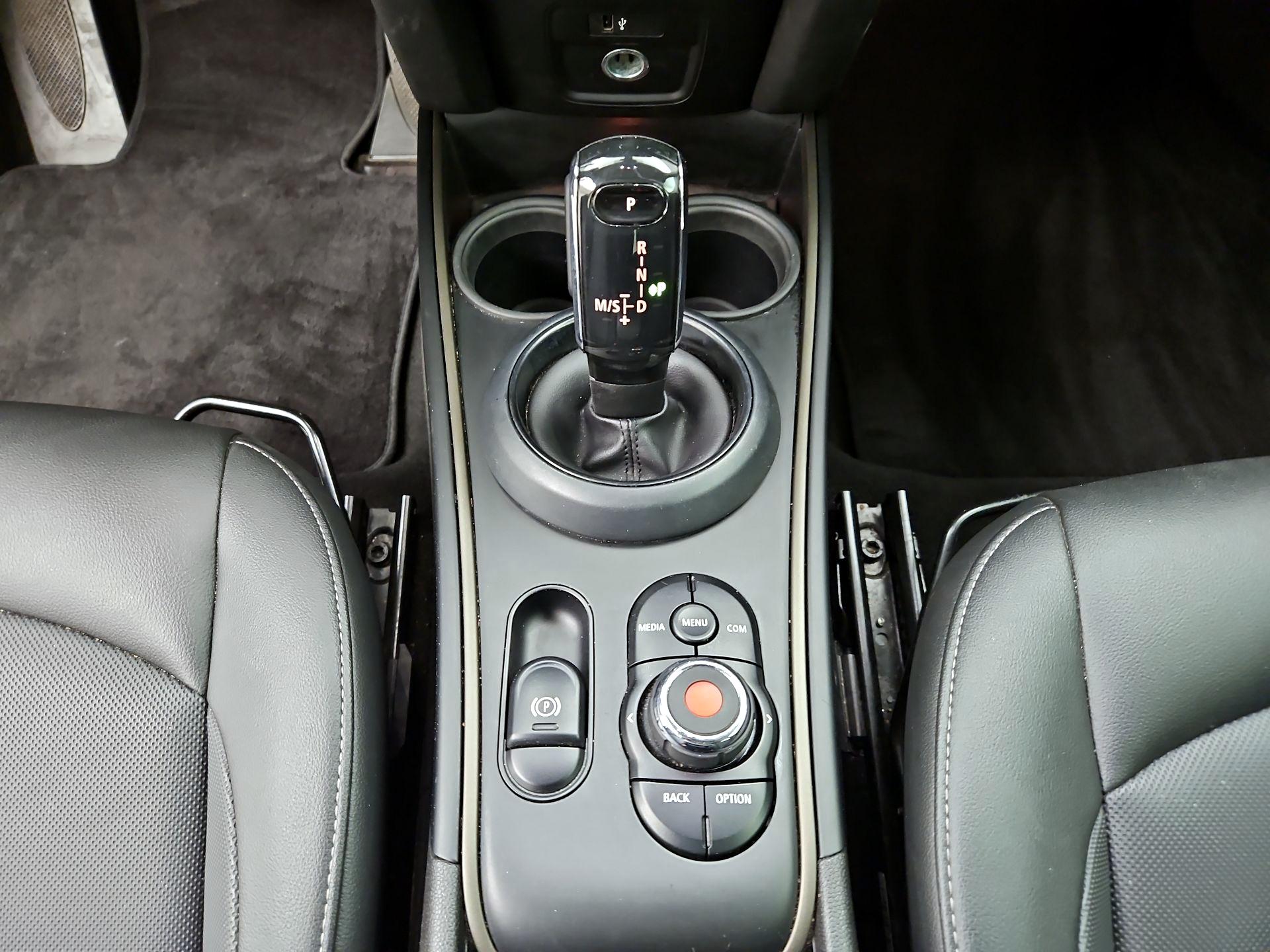 Thumbnail: 2022 MINI Cooper Countryman - 17