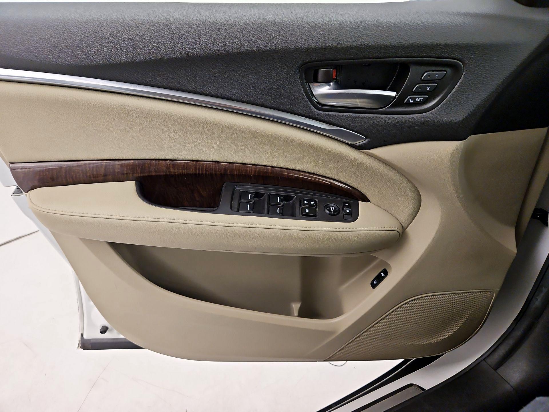 Thumbnail: 2020 Acura MDX - 12