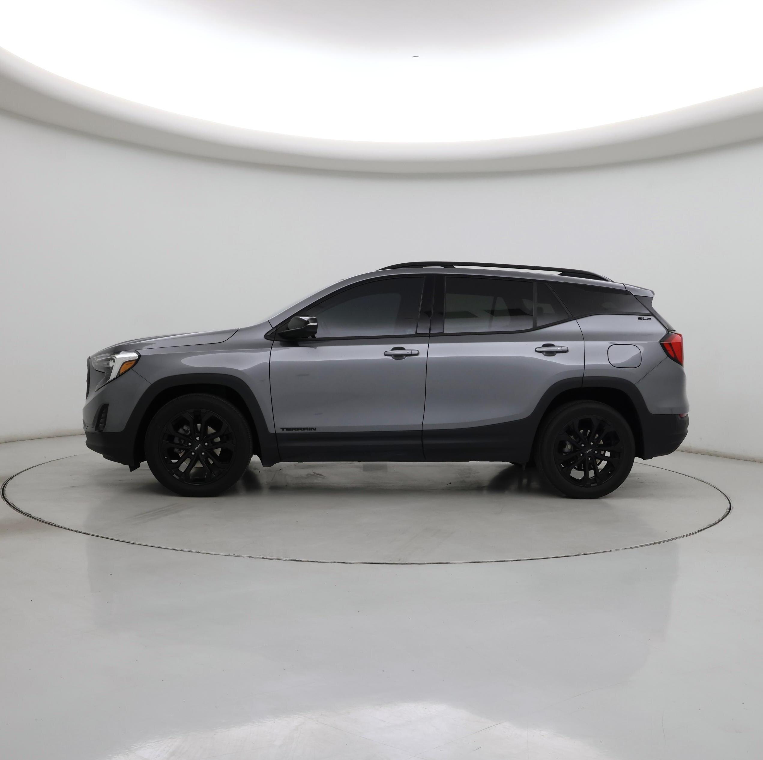 Thumbnail: 2020 GMC Terrain - 3