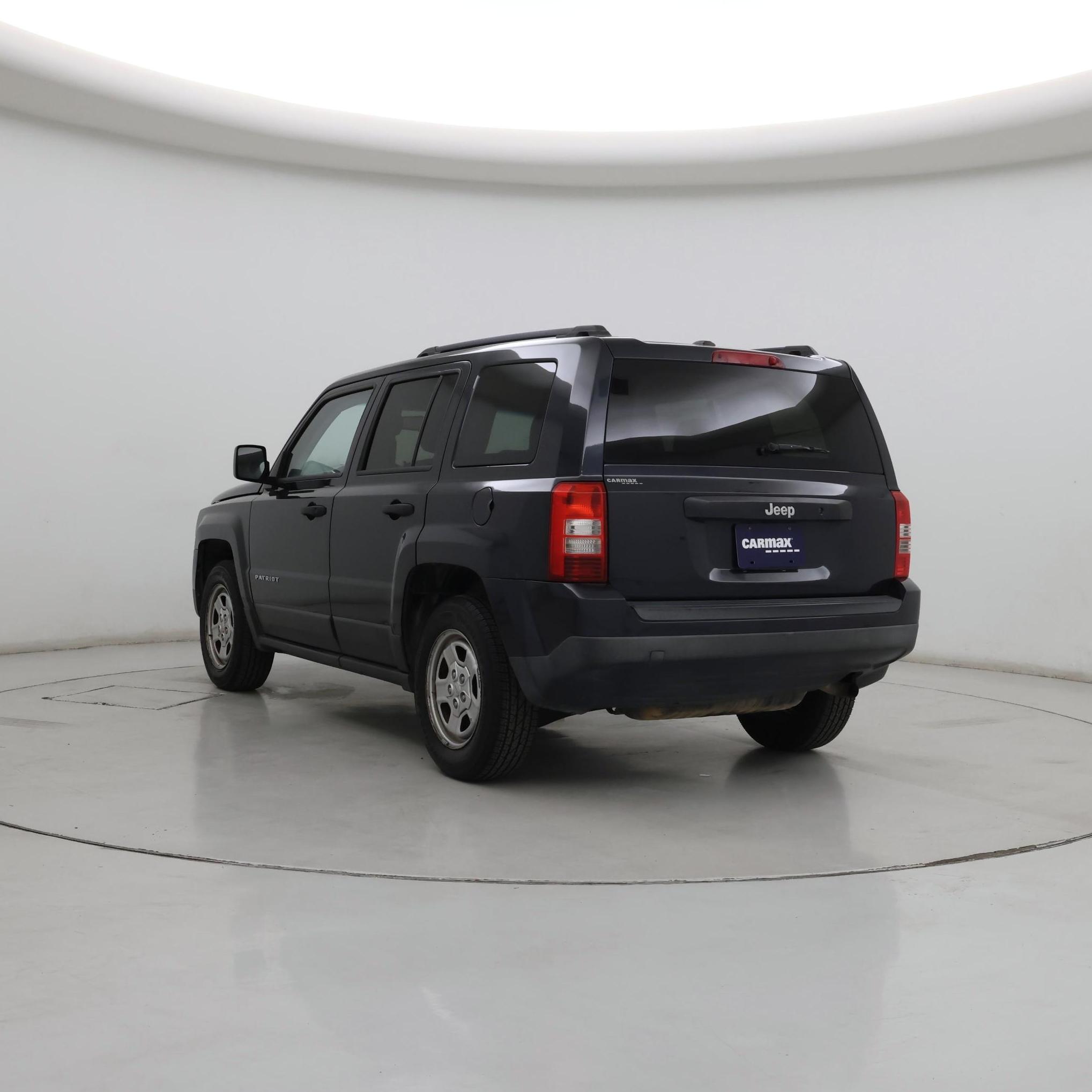 Thumbnail: 2016 Jeep Patriot - 2